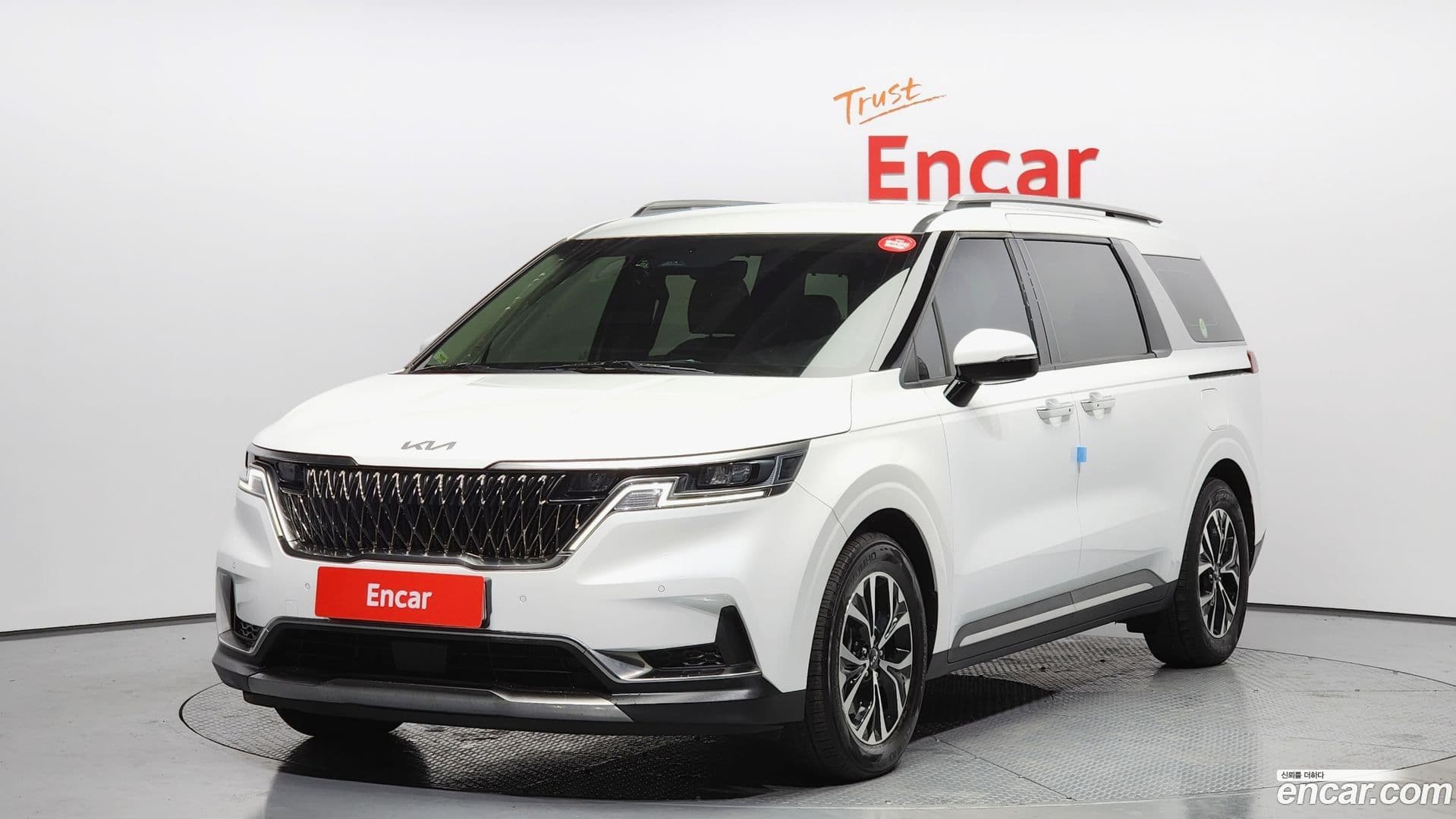 Main__Slider__Photo:Canival Kia 2022.10-0
