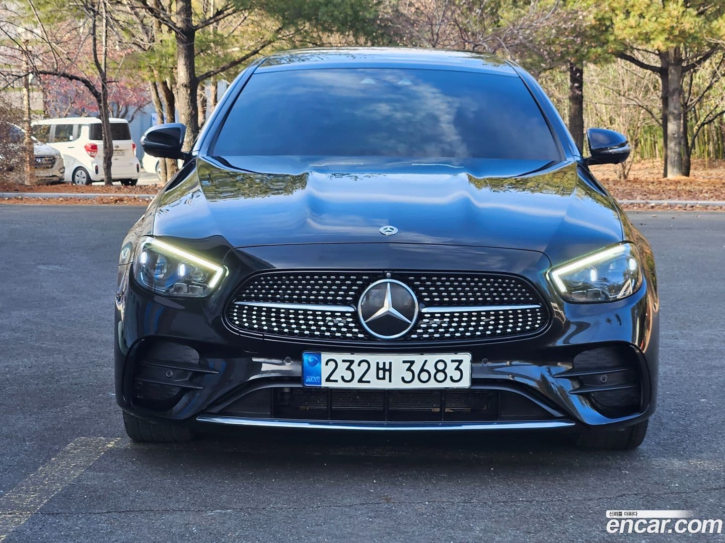 Main__Slider__Photo:E-Class Mercedes-Benz 2021.0-0
