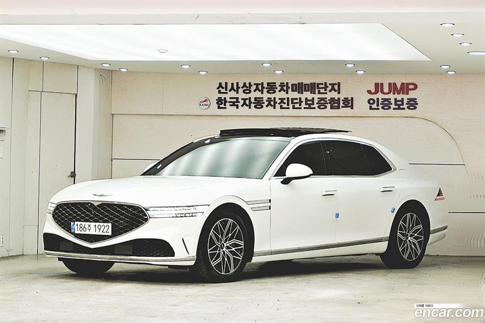 Main__Slider__Photo:G90 Genesis 2022.10-0