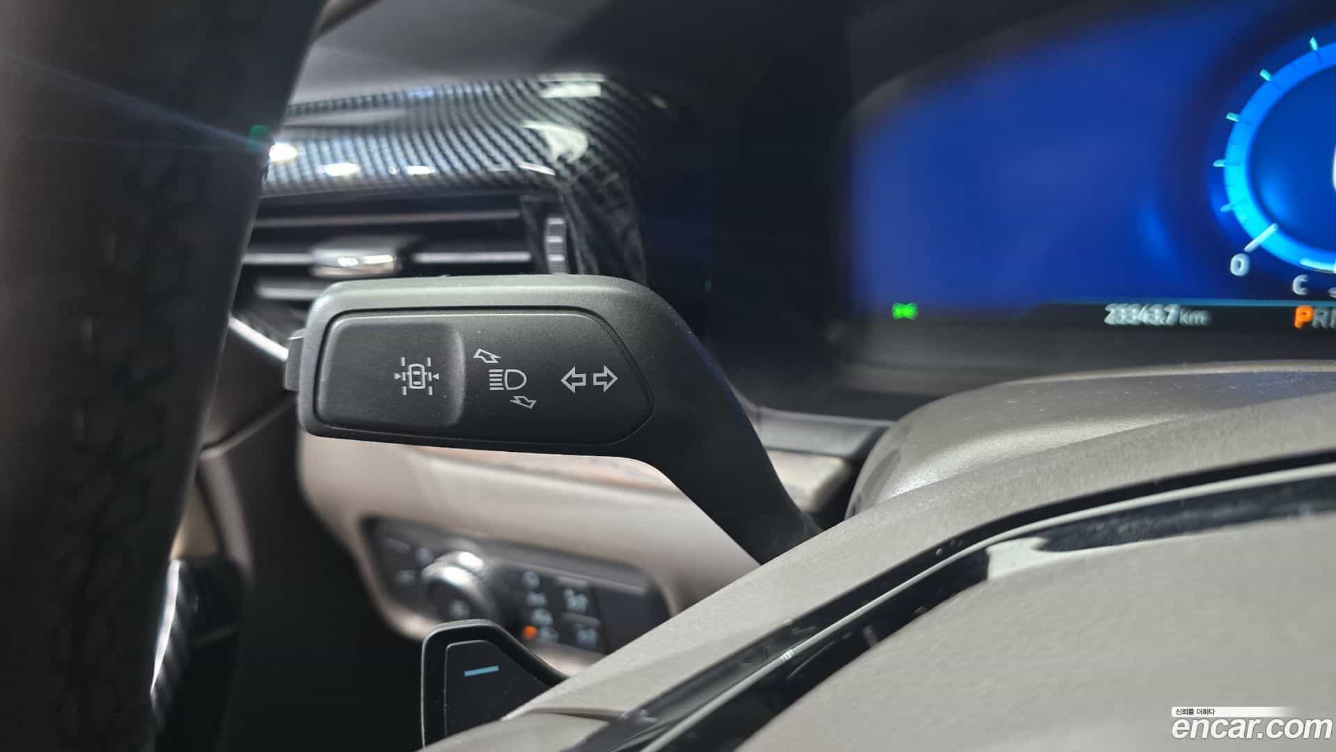Explorer Ford 2021.11-OPTION-019