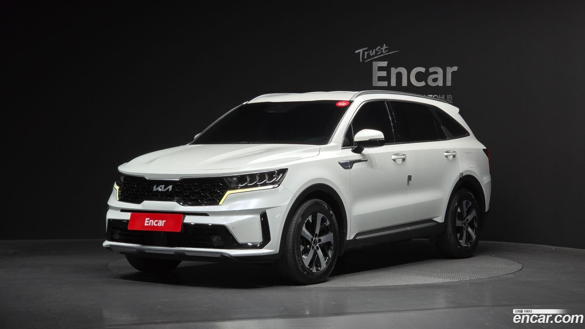 Main__Slider__Photo:Sorento Kia 2022.9-0