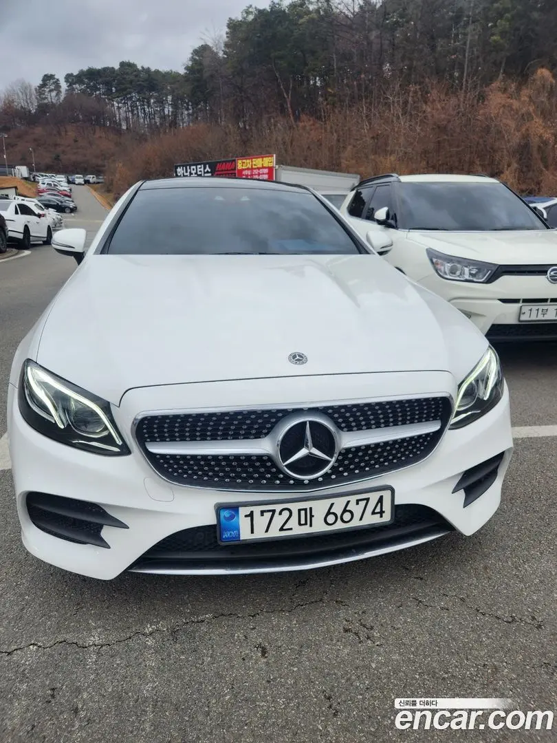 Main__Slider__Photo:E-Class Mercedes-Benz 2018.11-0