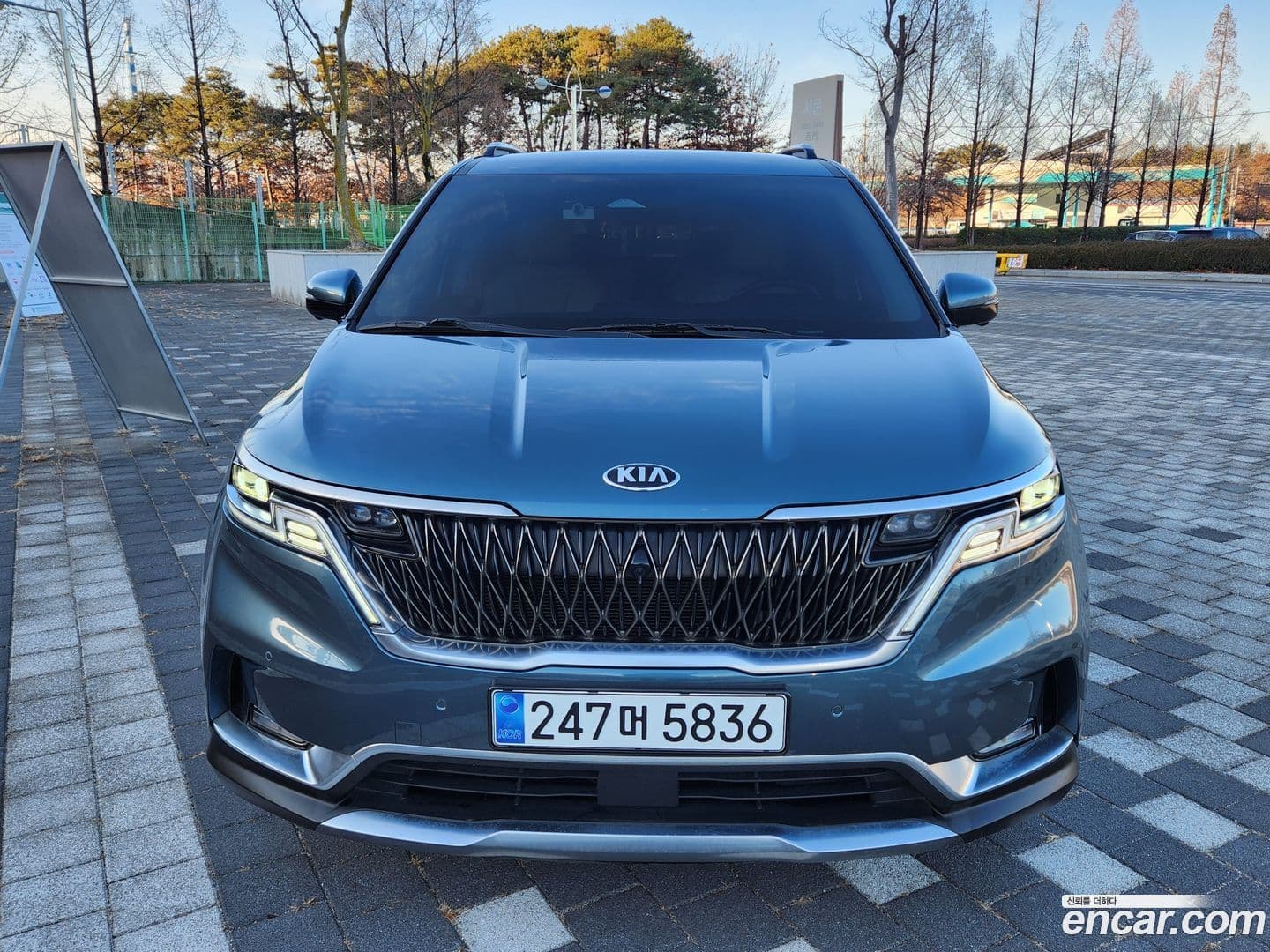Main__Slider__Photo:Canival Kia 2021.6-0
