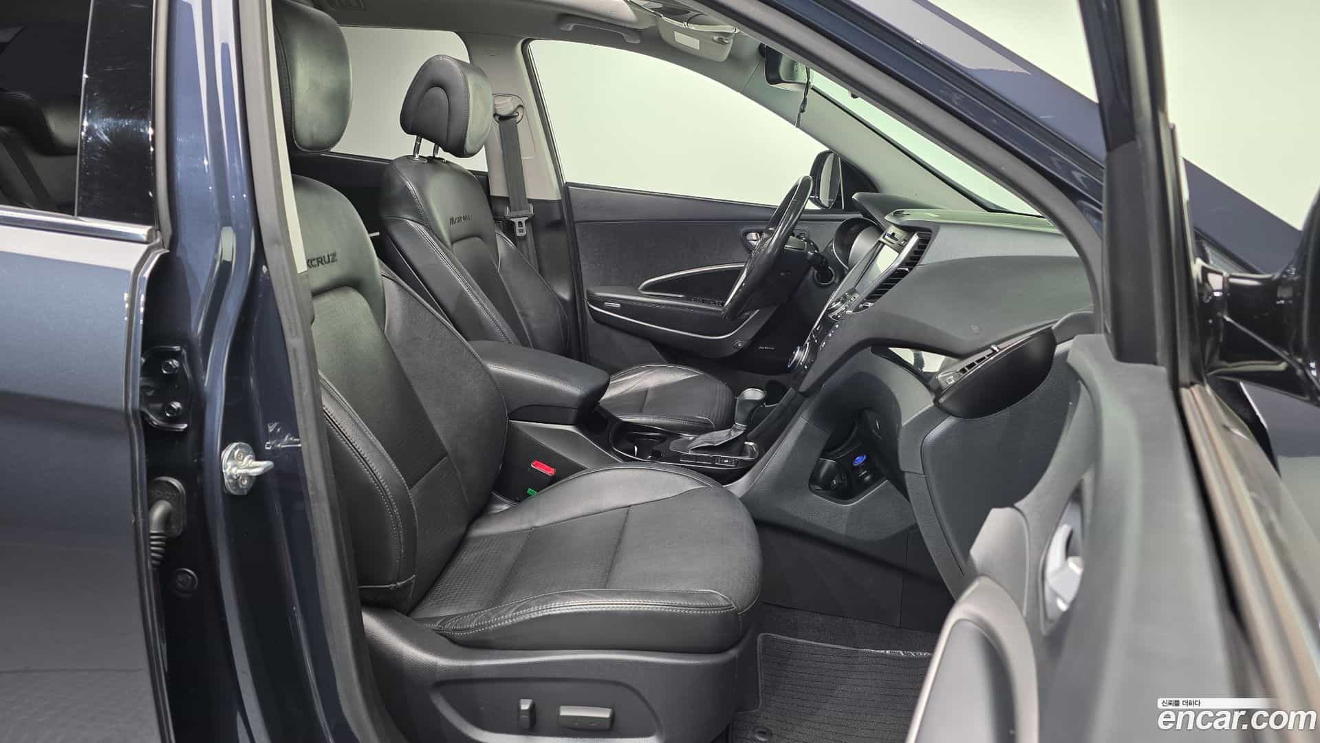 Maxcruz Hyundai 2014.2-INNER-010