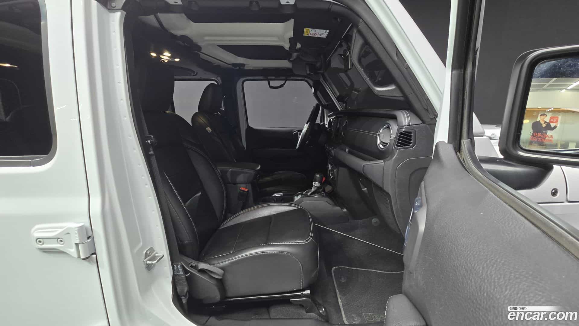 Wrangler Jeep 2021.4-OPTION-015