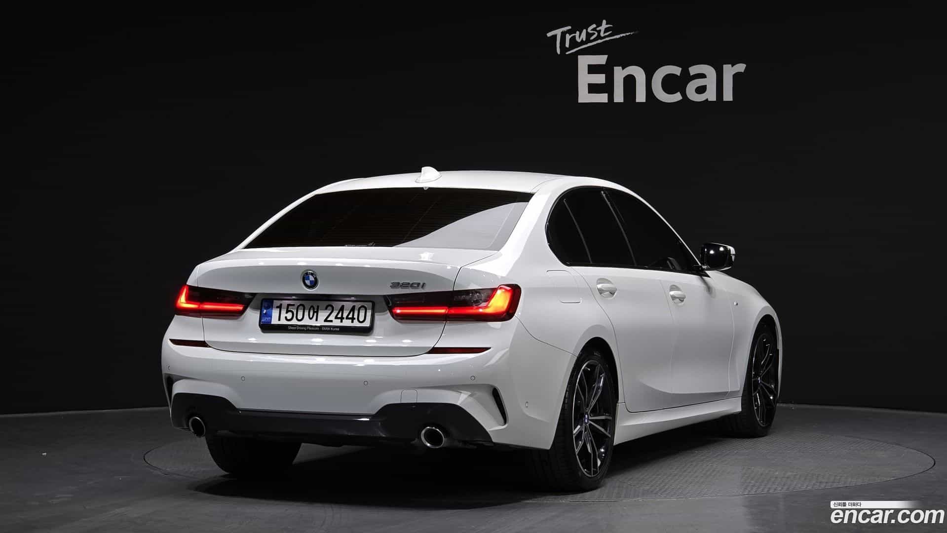 3-Series BMW 2022.8-OUTER-002