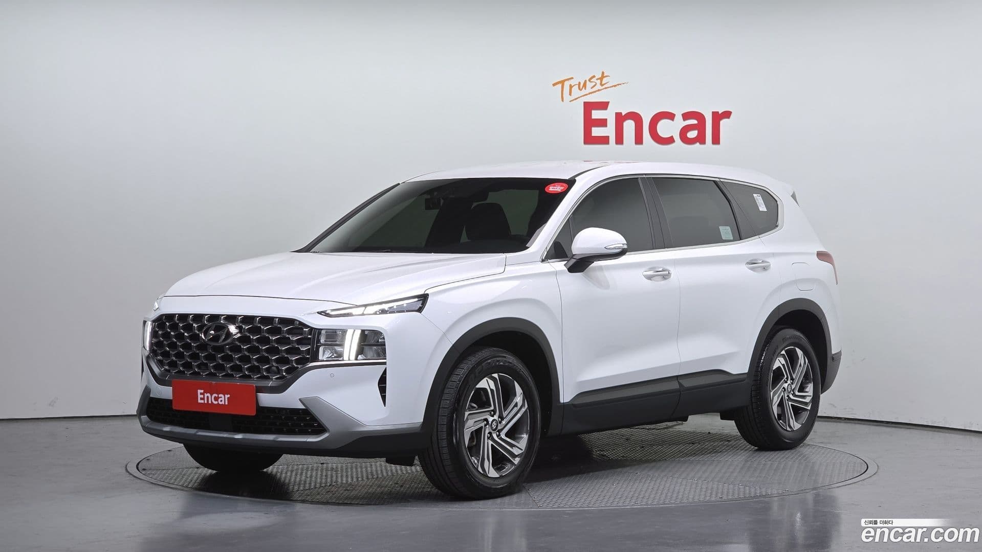 Main__Slider__Photo:Santafe Hyundai 2023.6-0