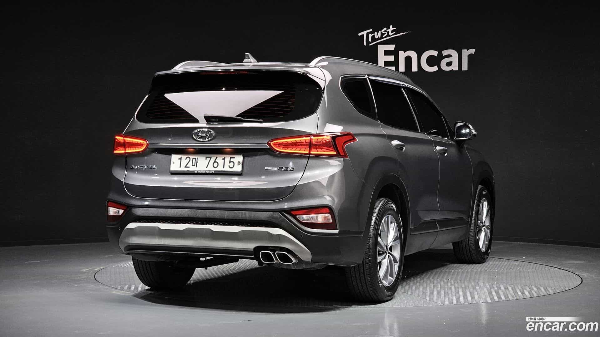 Santafe Hyundai 2018.10-OUTER-002