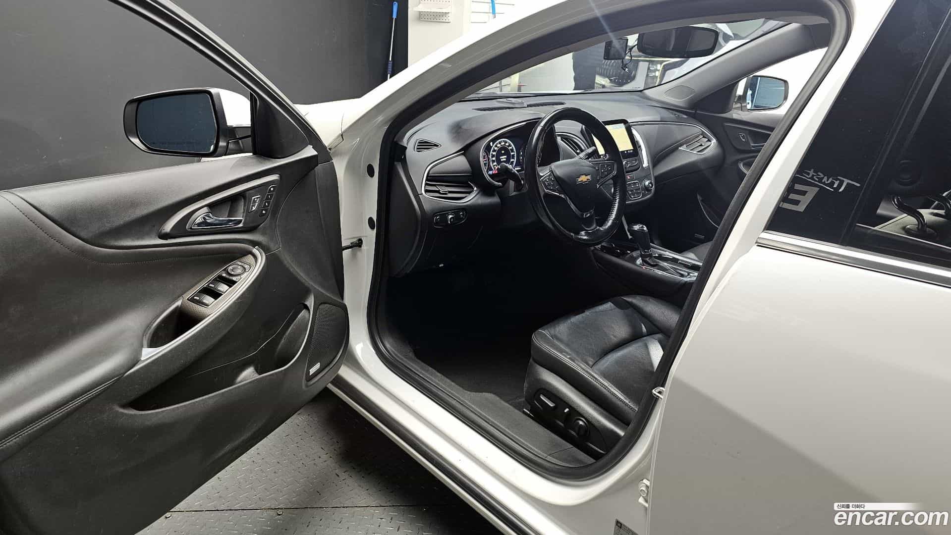 Malibu Chevrolet 2019.6-INNER-010