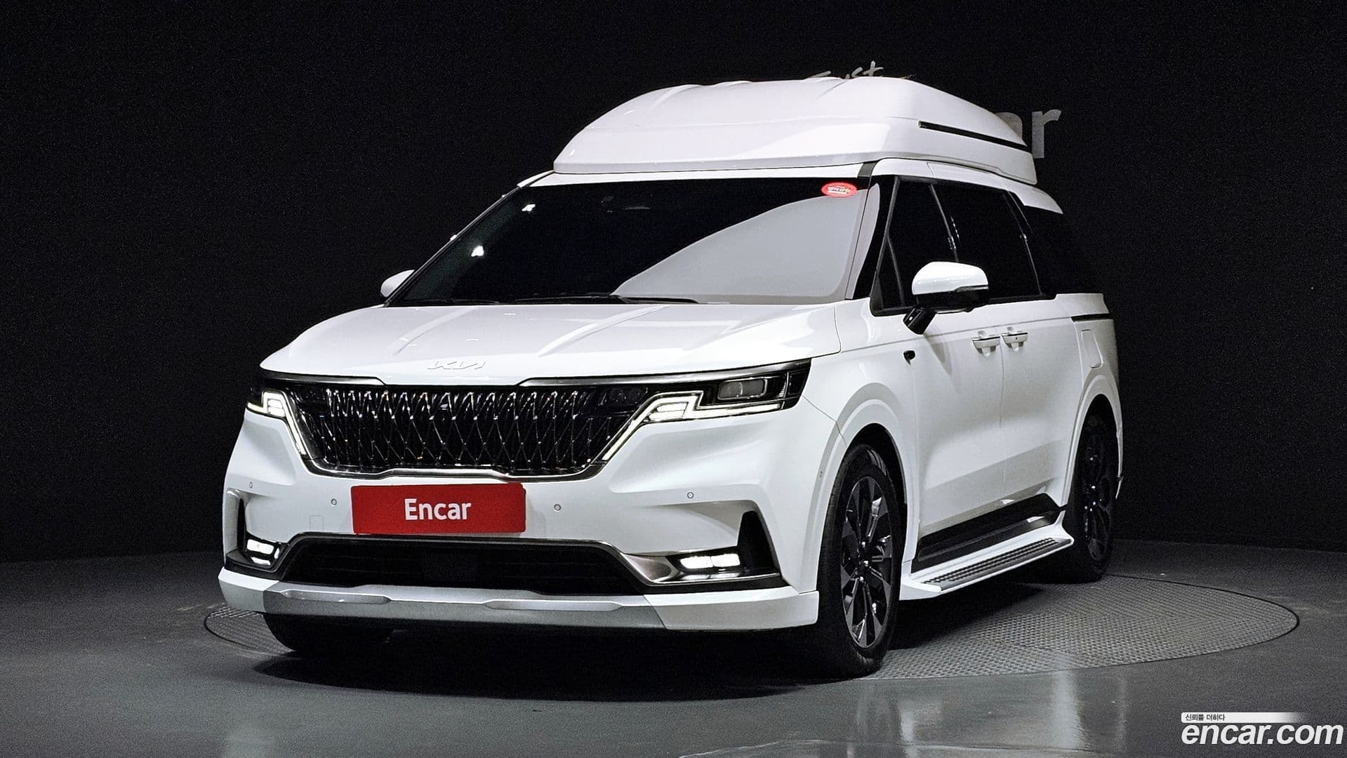 Main__Slider__Photo:Canival Kia 2023.3-0