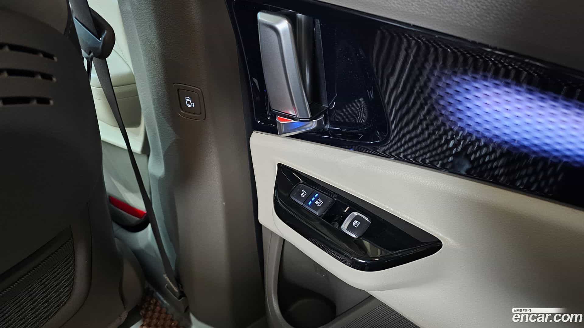 Canival Kia 2023.3-OPTION-024