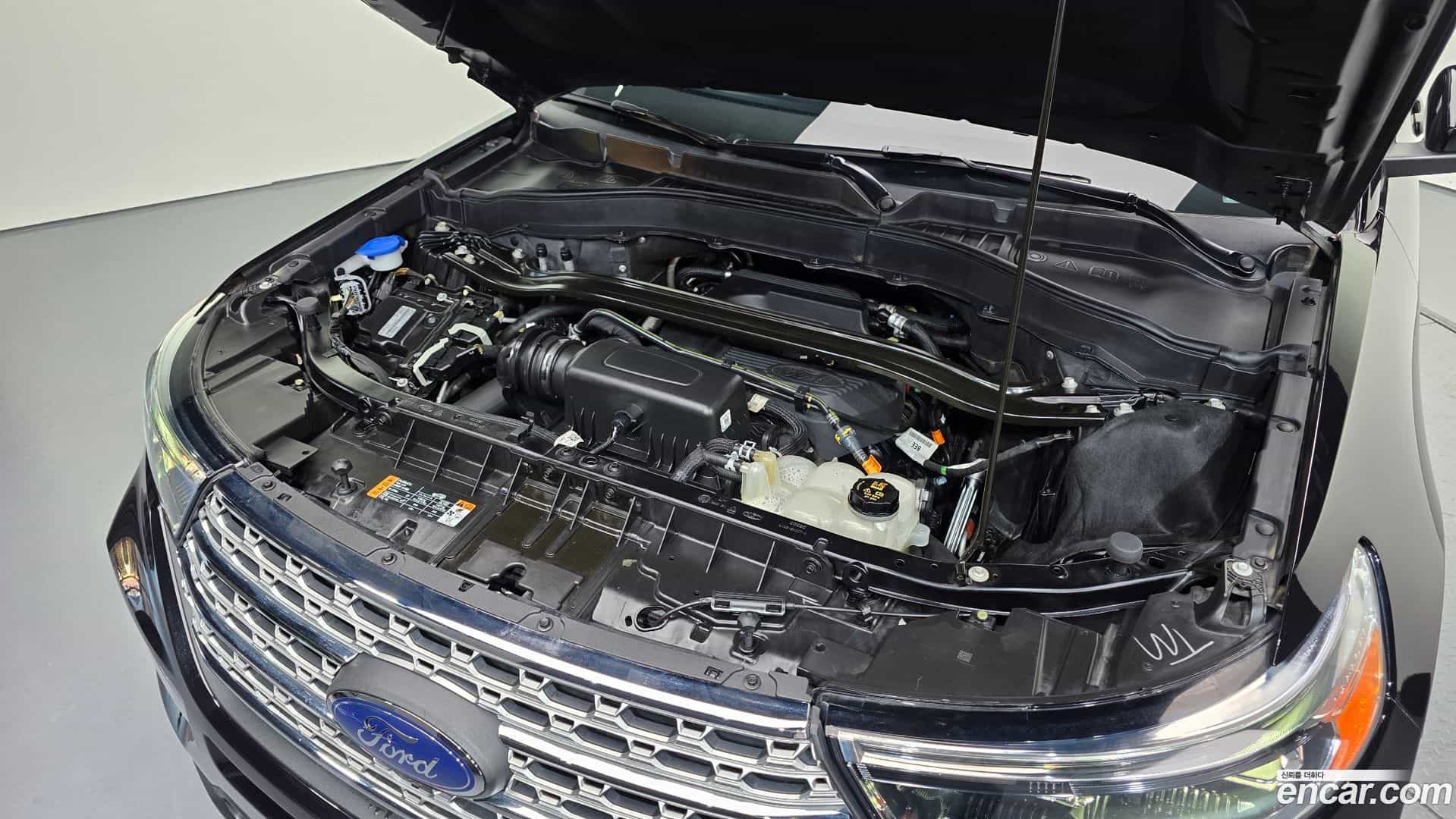 Explorer Ford 2020.6-INNER-006