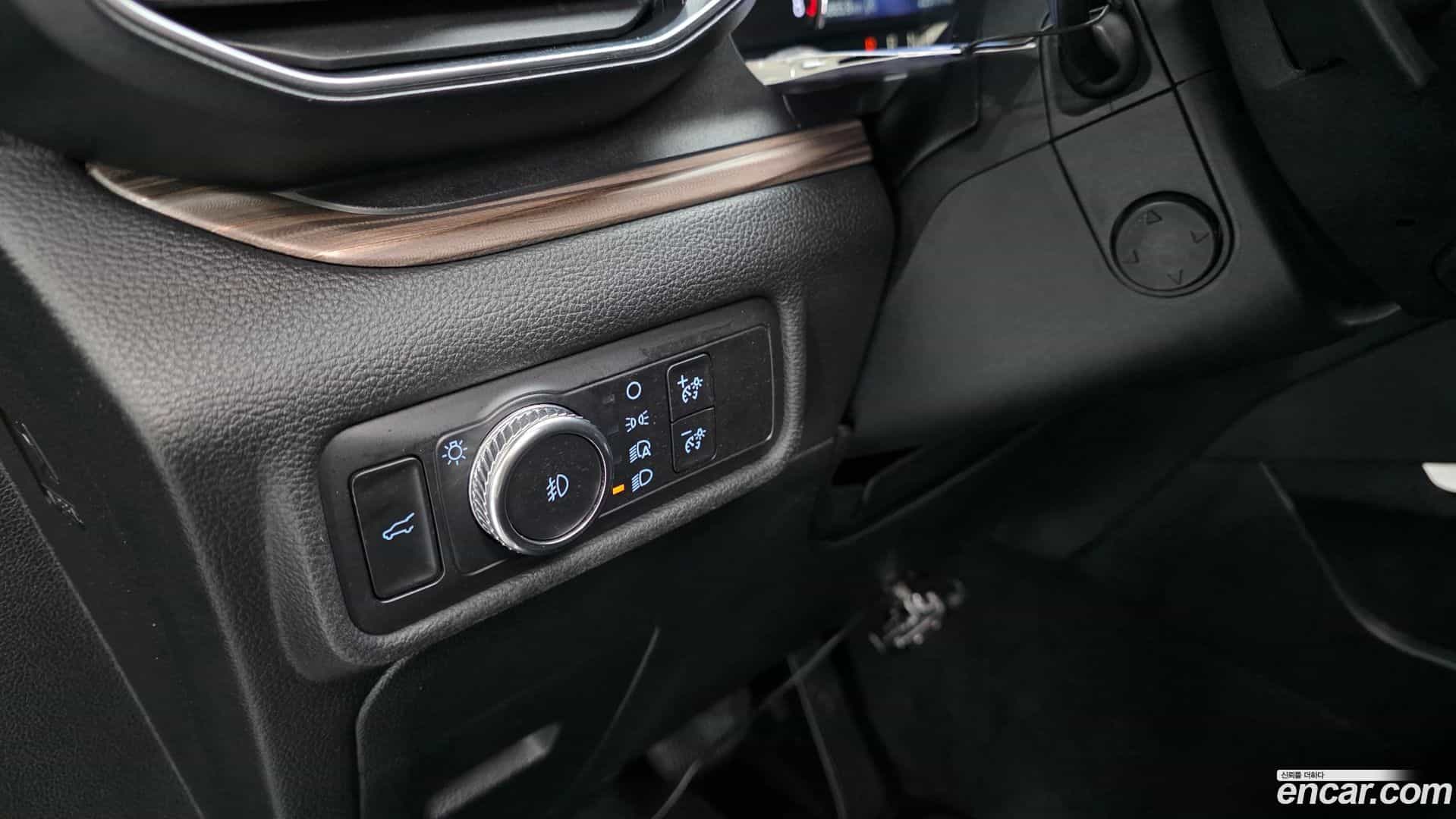 Explorer Ford 2020.6-OPTION-017