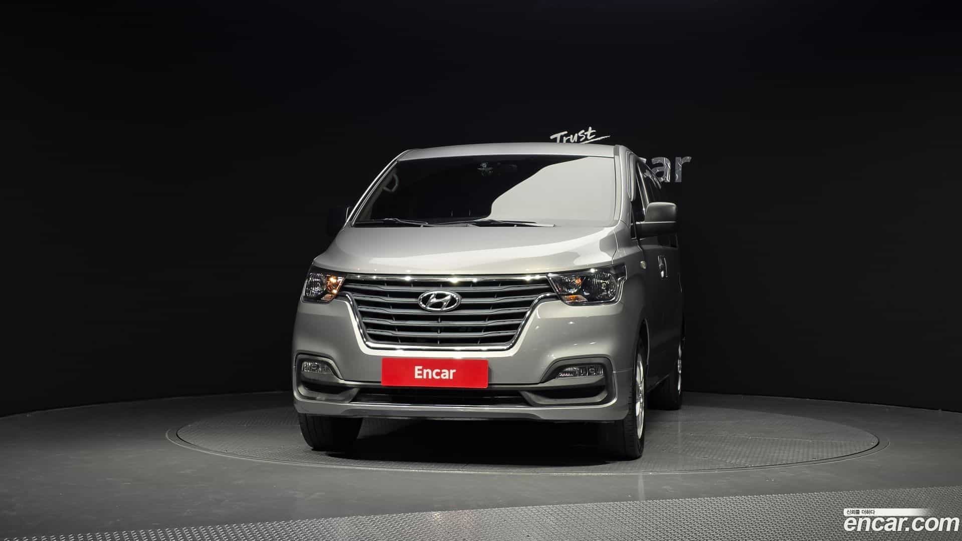 Starex Hyundai 2019.6-OUTER-003