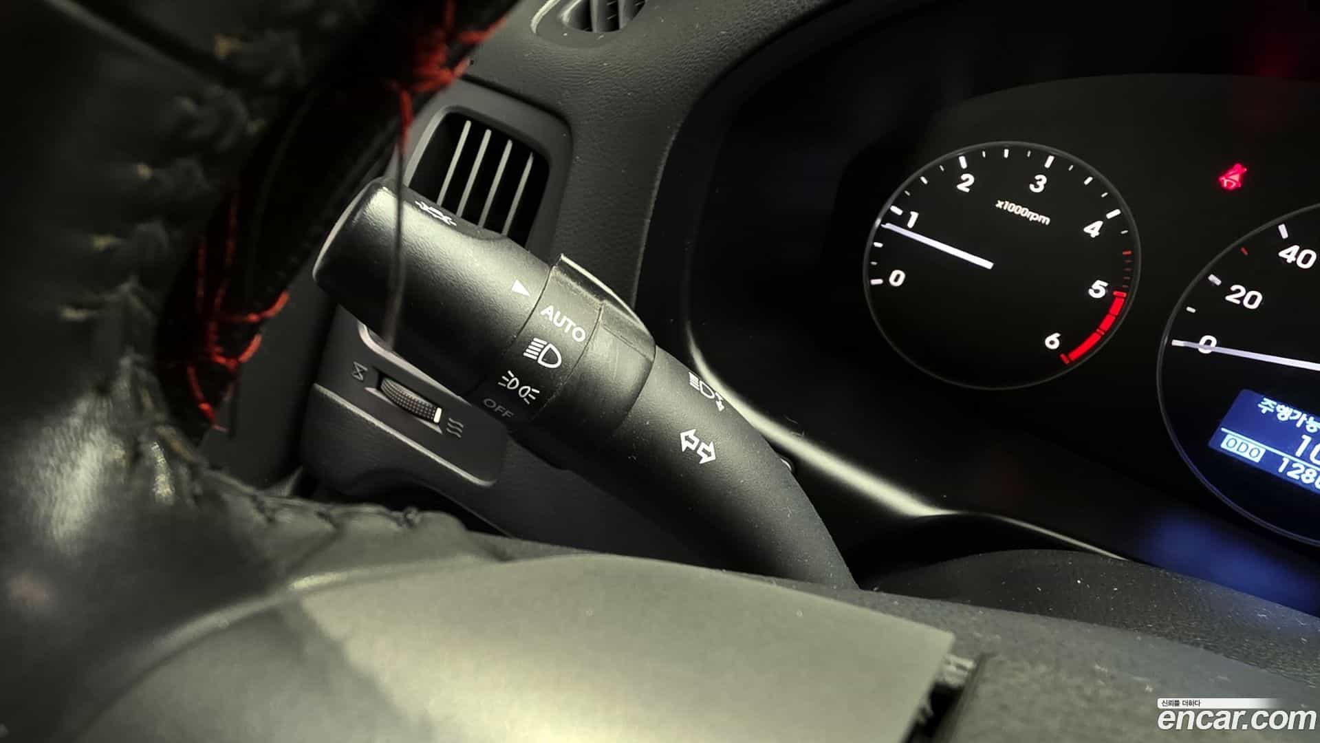 Starex Hyundai 2019.6-OPTION-022