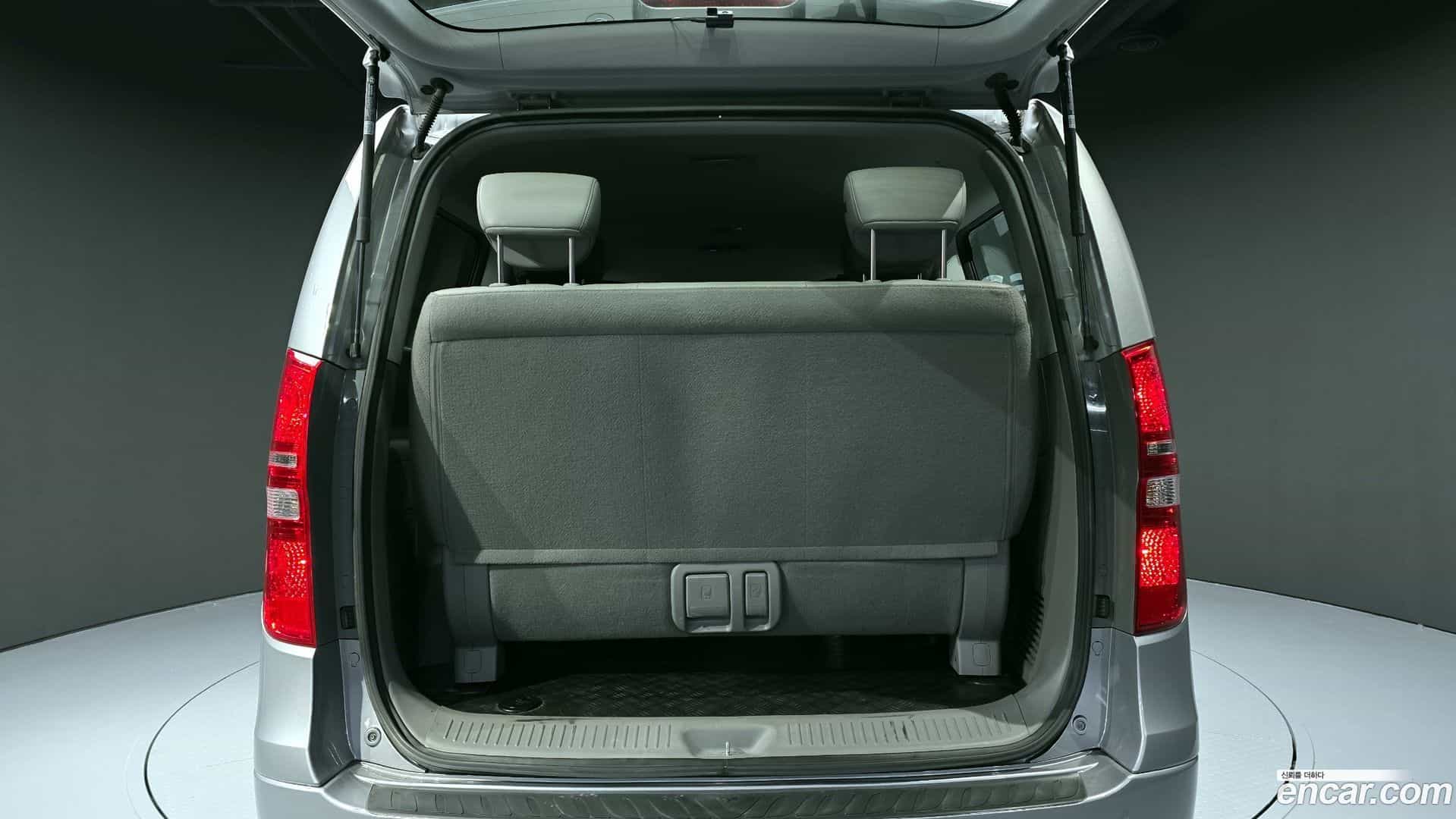 Starex Hyundai 2019.6-OPTION-024