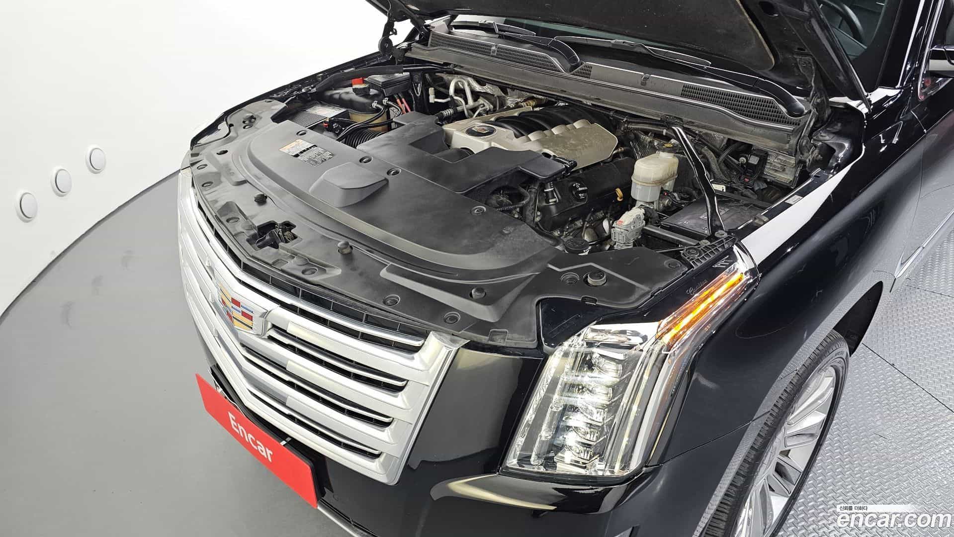 Escalade Cadillac 2018.5-INNER-006
