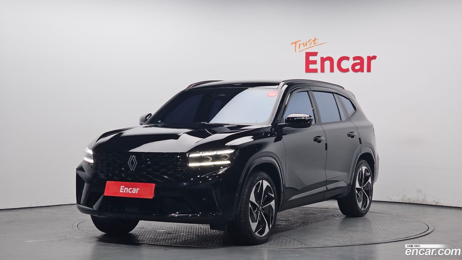 Main__Slider__Photo:Grand Koleos Renault Korea 2024.11-0