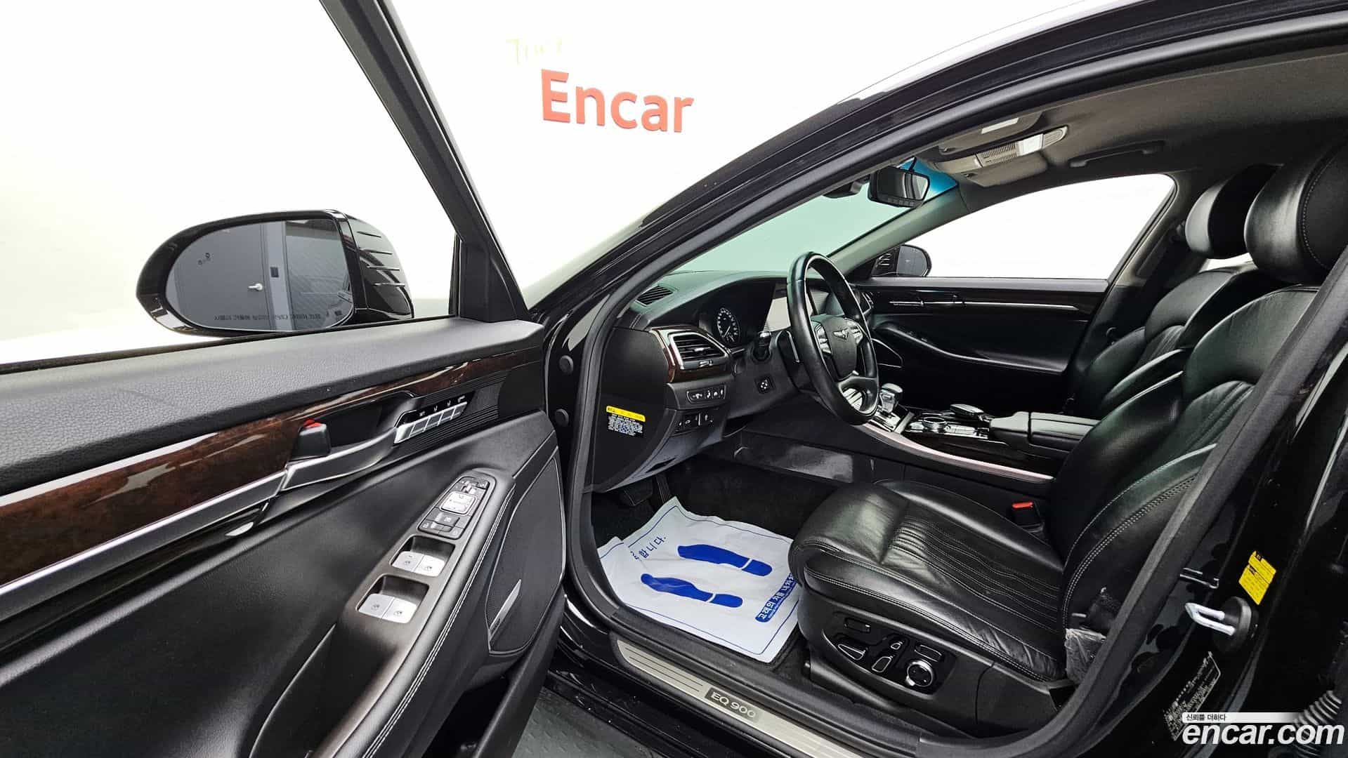 EQ900 Genesis 2018.2-INNER-010