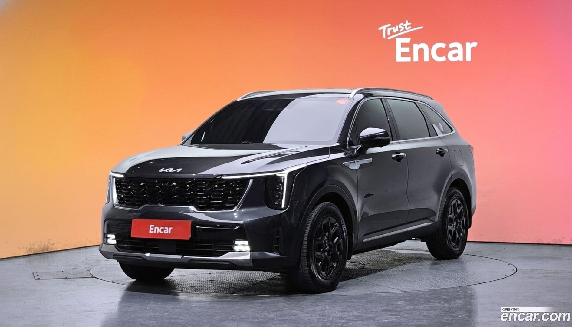 Main__Slider__Photo:Sorento Kia 2023.9-0