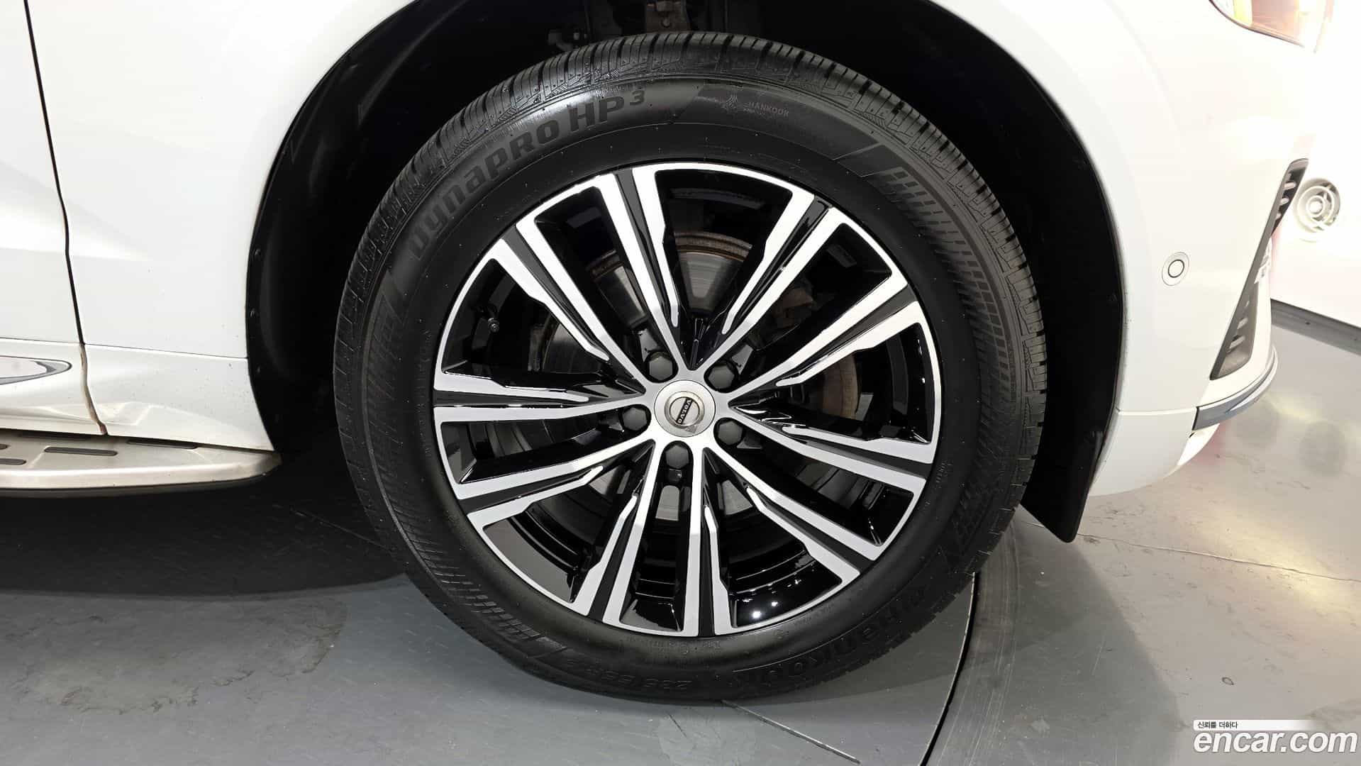 XC60 Volvo 2022.1-OUTER-005