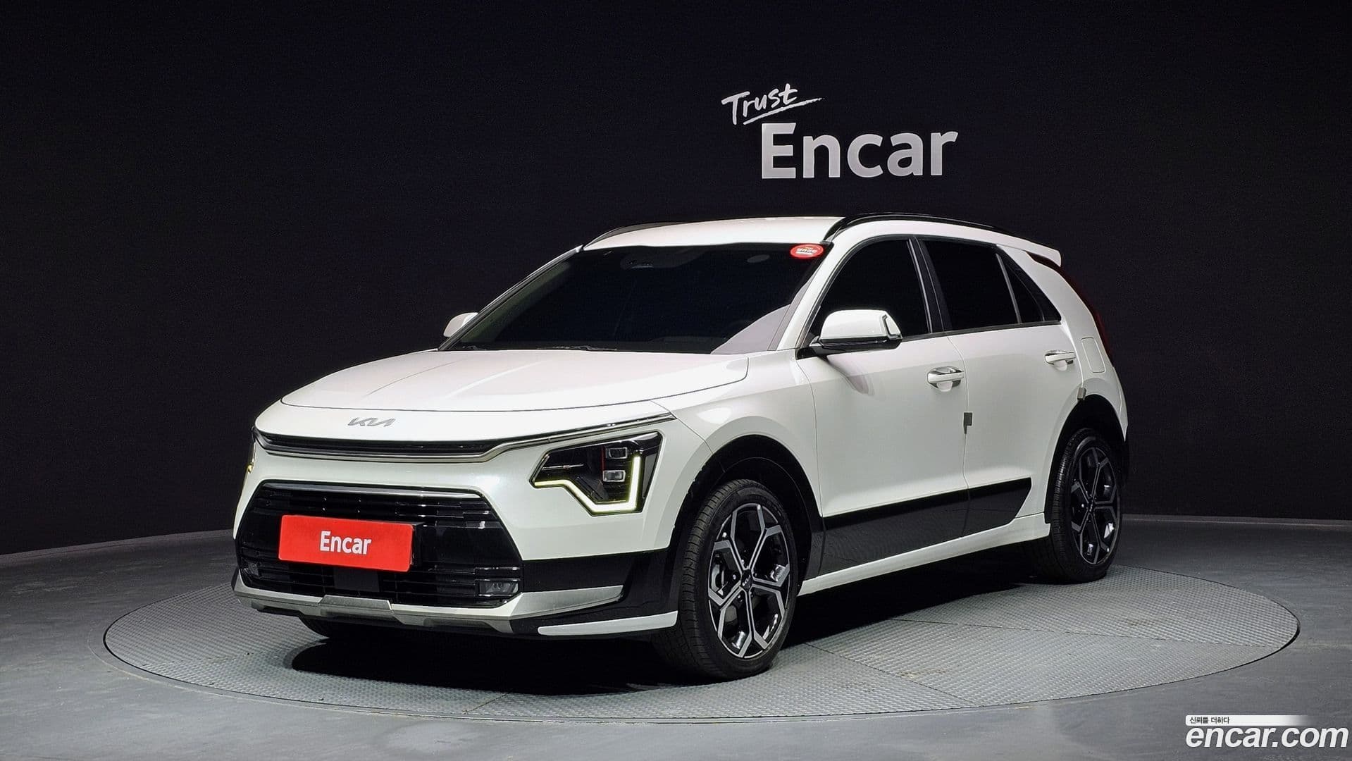 Main__Slider__Photo:Niro Kia 2022.2-0