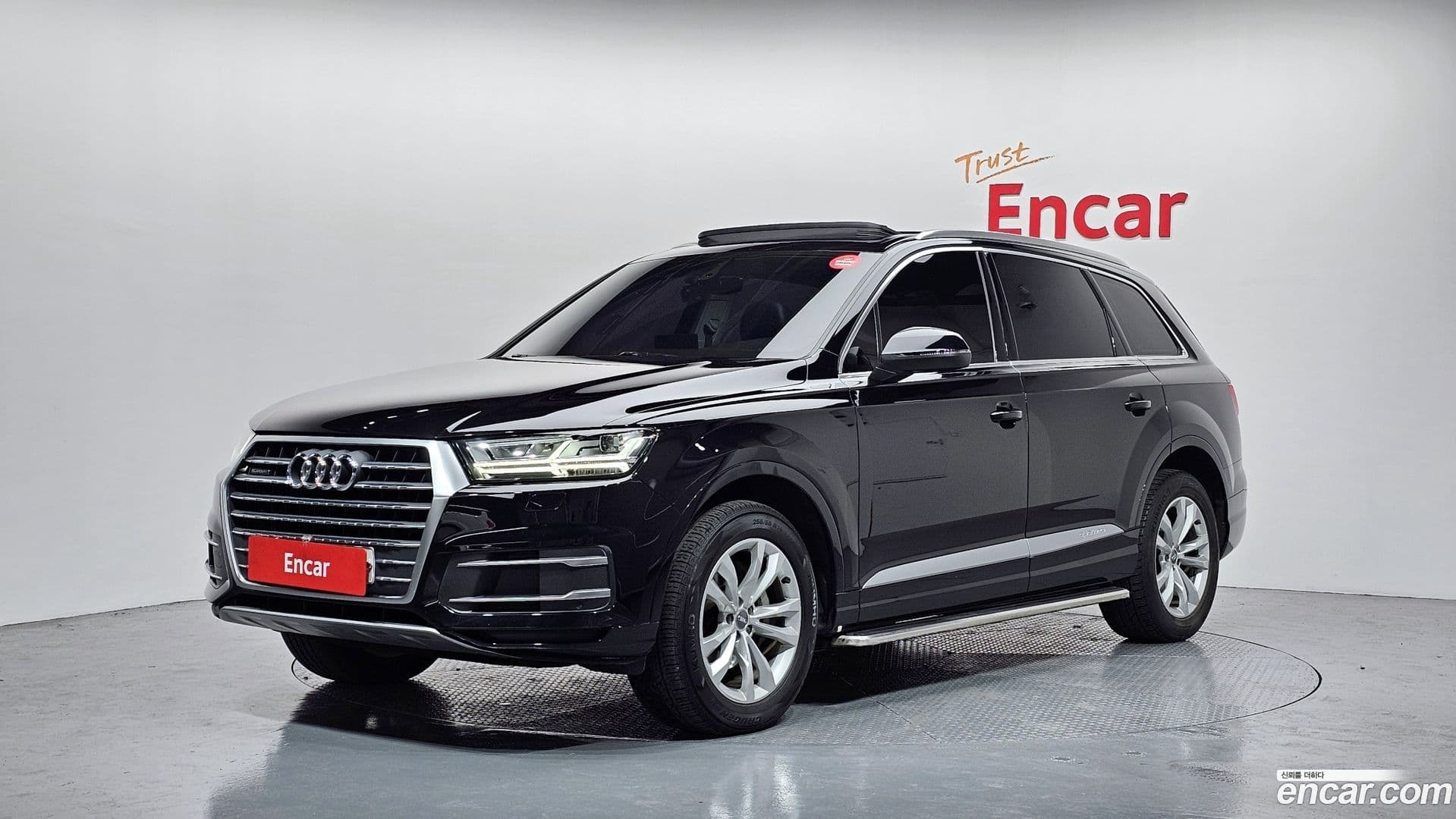 Main__Slider__Photo:Q7 Audi 2019.9-0