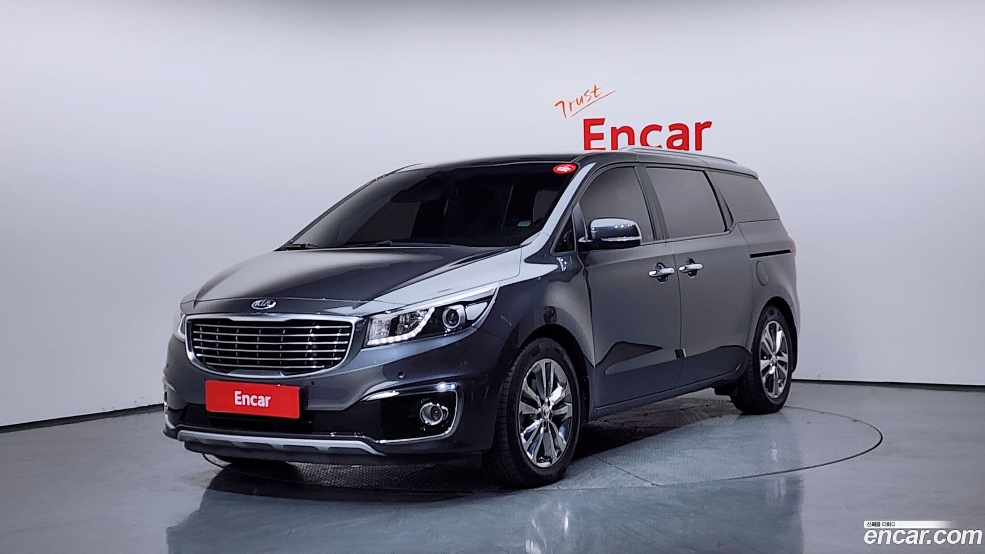 Main__Slider__Photo:Canival Kia 2015.6-0
