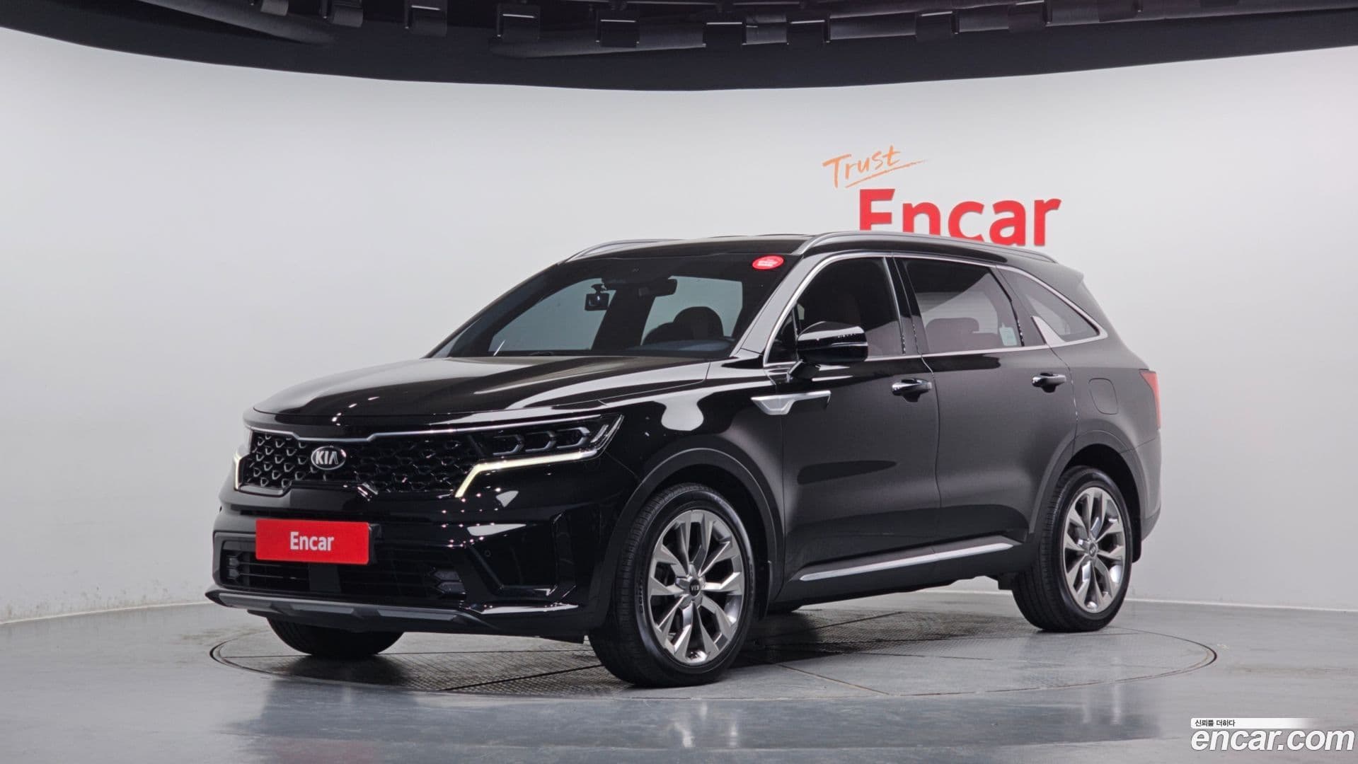 Main__Slider__Photo:Sorento Kia 2020.6-0