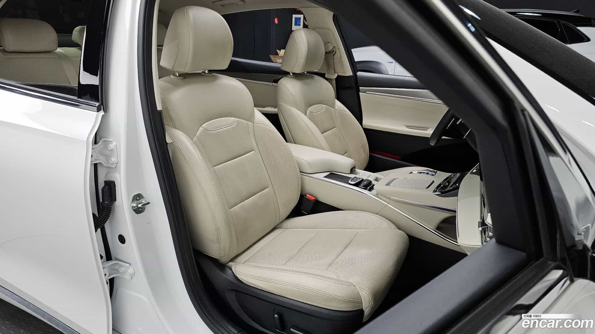 Grandeur Hyundai 2021.6-INNER-010