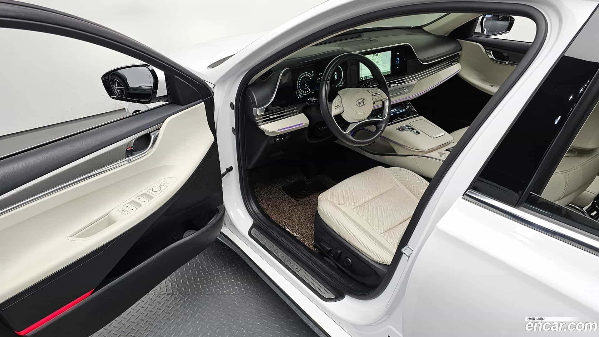 Grandeur Hyundai 2021.6-OPTION-015