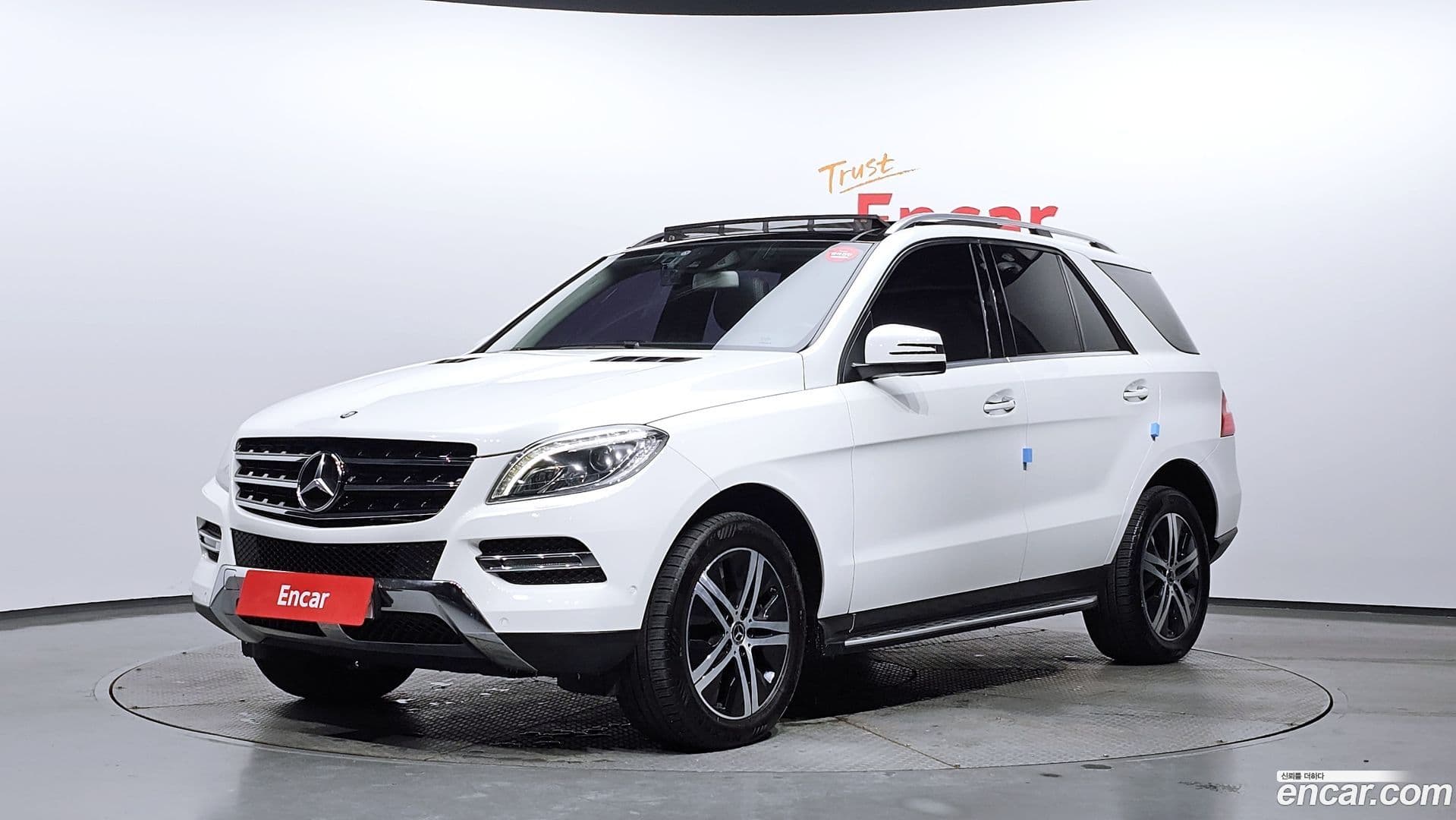 Main__Slider__Photo:M-class Mercedes-Benz 2014.4-0