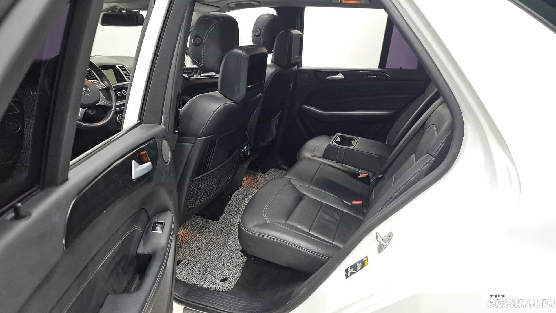 M-class Mercedes-Benz 2014.4-OPTION-015