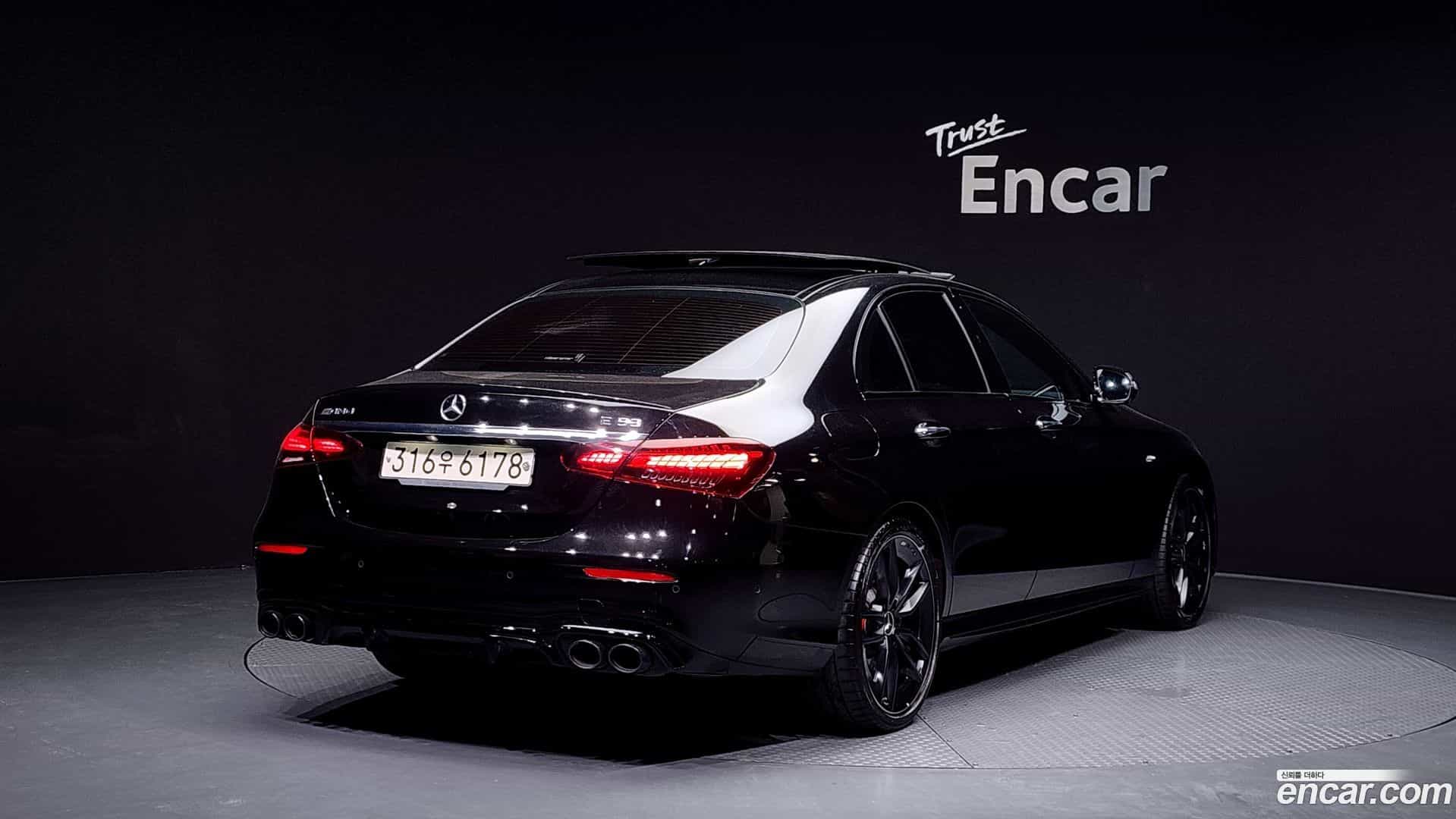 E-Class Mercedes-Benz 2022.11-OUTER-002
