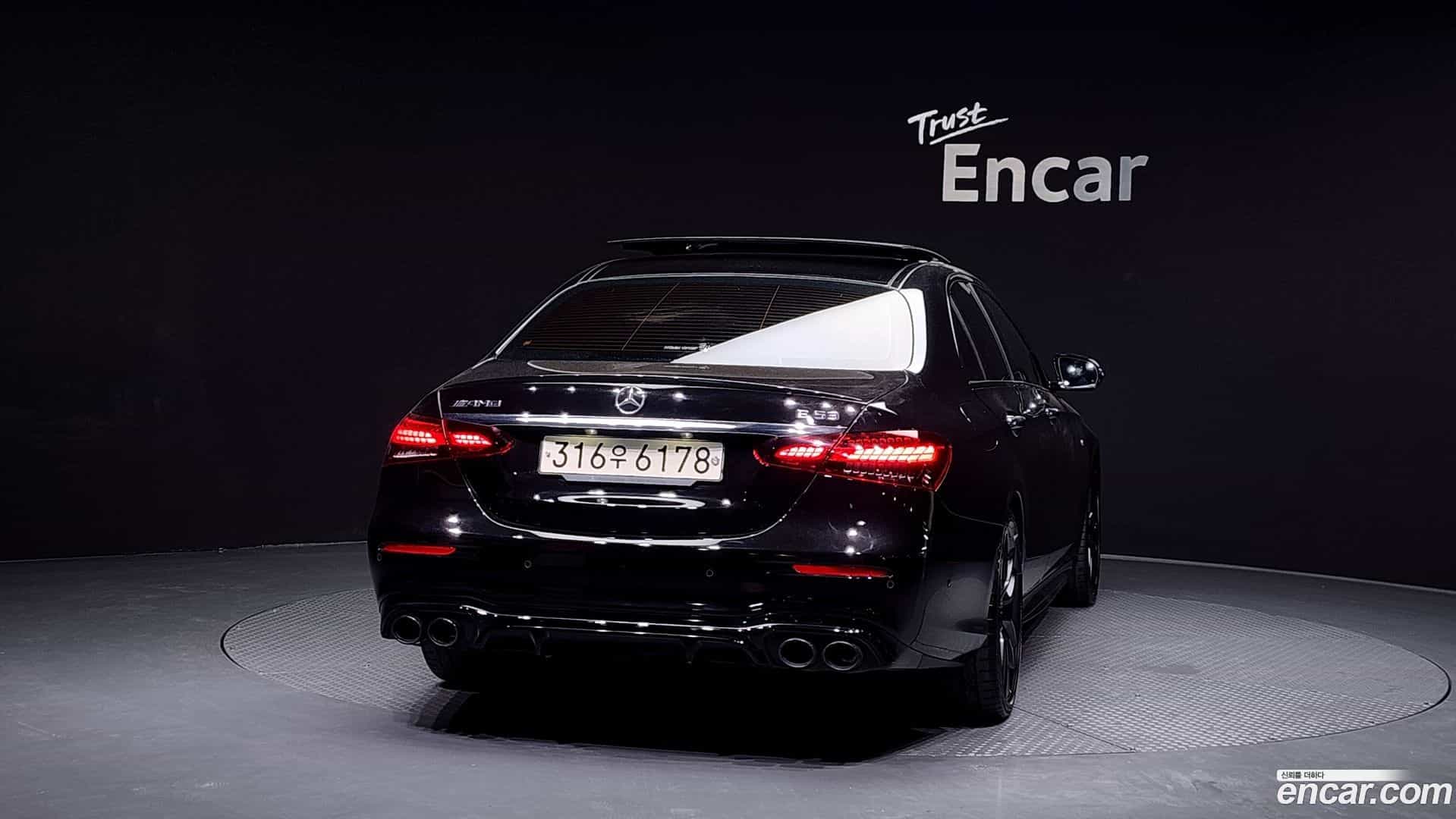 E-Class Mercedes-Benz 2022.11-OUTER-004