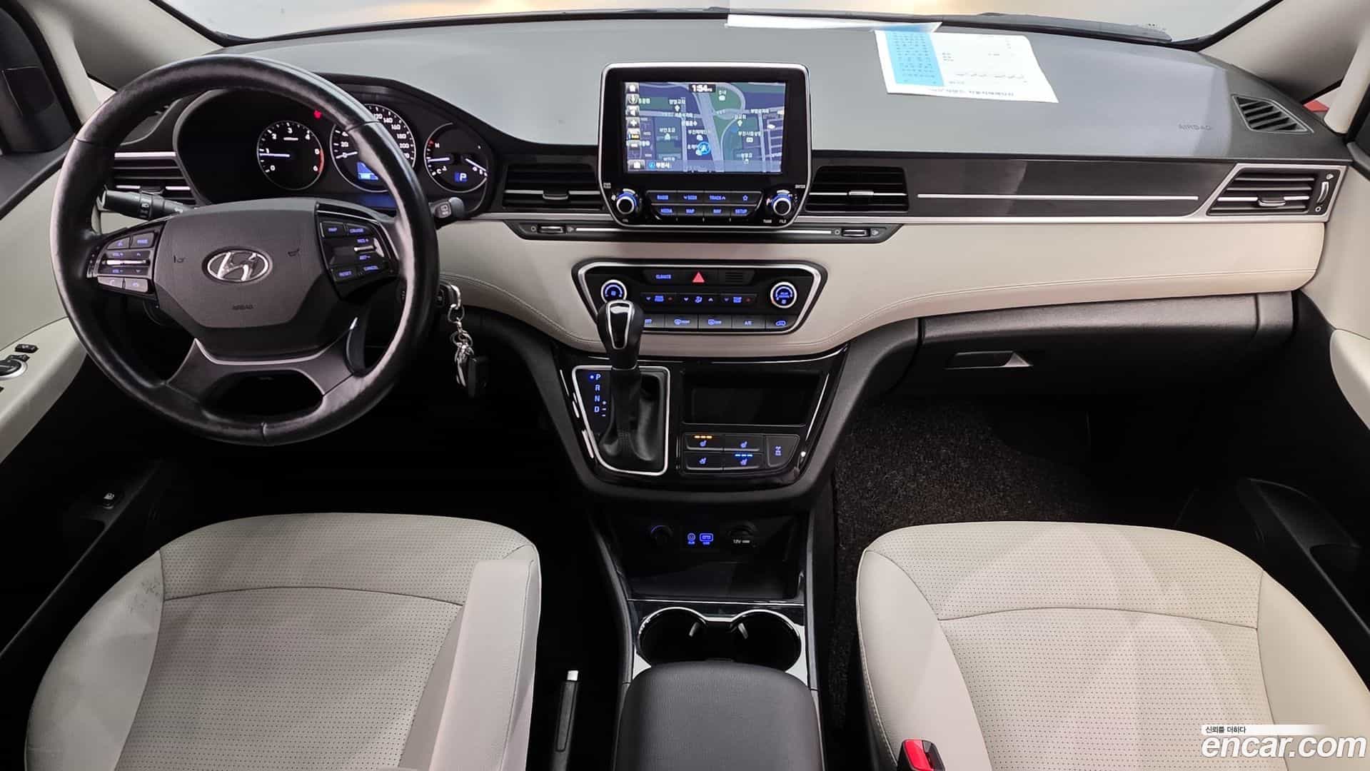 Starex Hyundai 2019.2-INNER-007