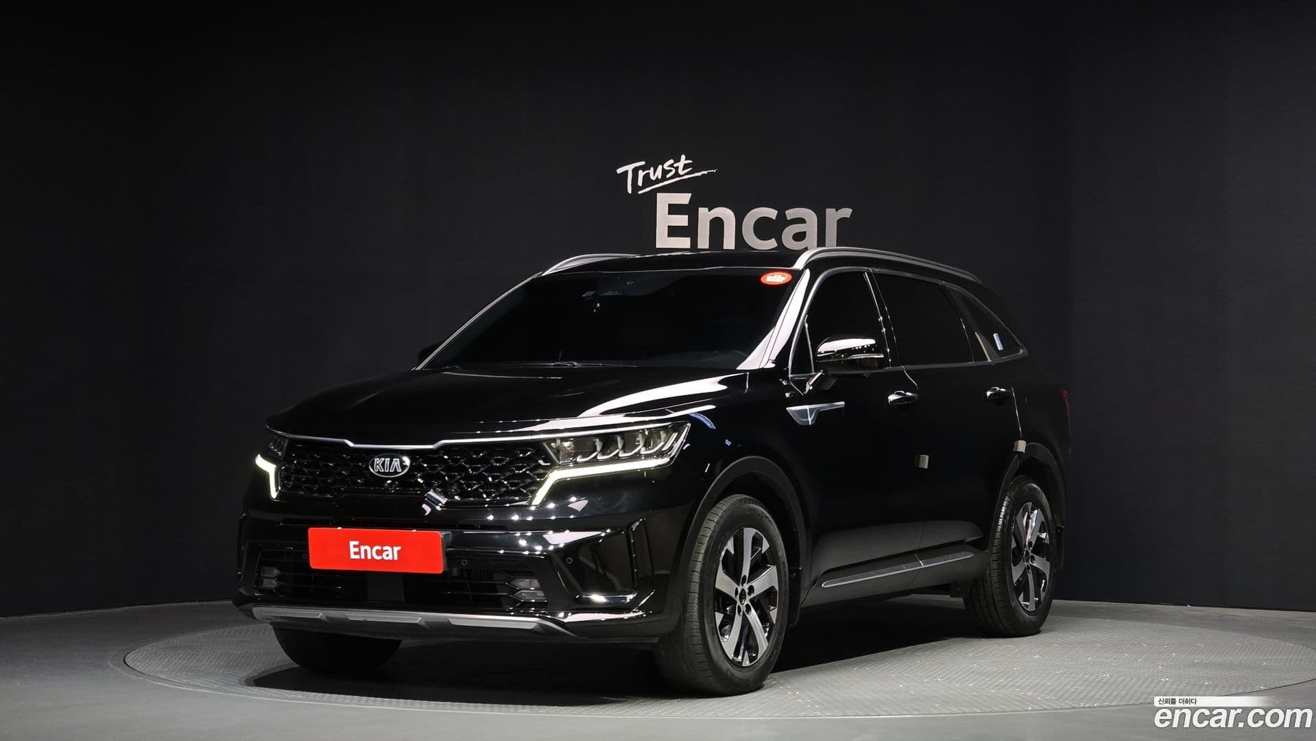 Main__Slider__Photo:Sorento Kia 2020.11-0