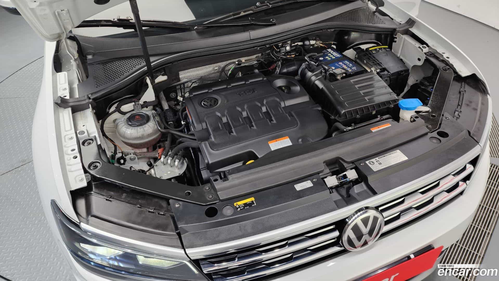 Tiguan Volkswagen 2018.7-INNER-006