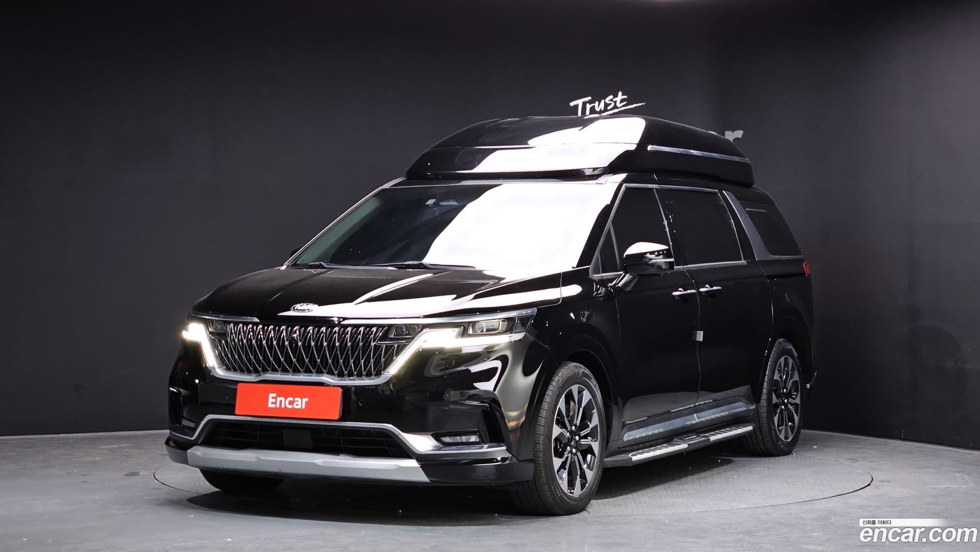 Main__Slider__Photo:Canival Kia 2021.4-0