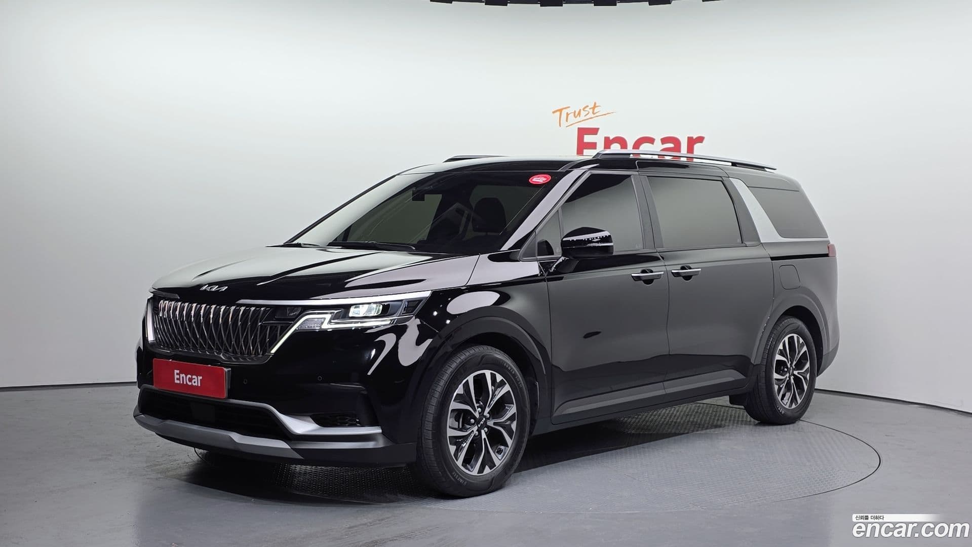 Main__Slider__Photo:Canival Kia 2022.10-0