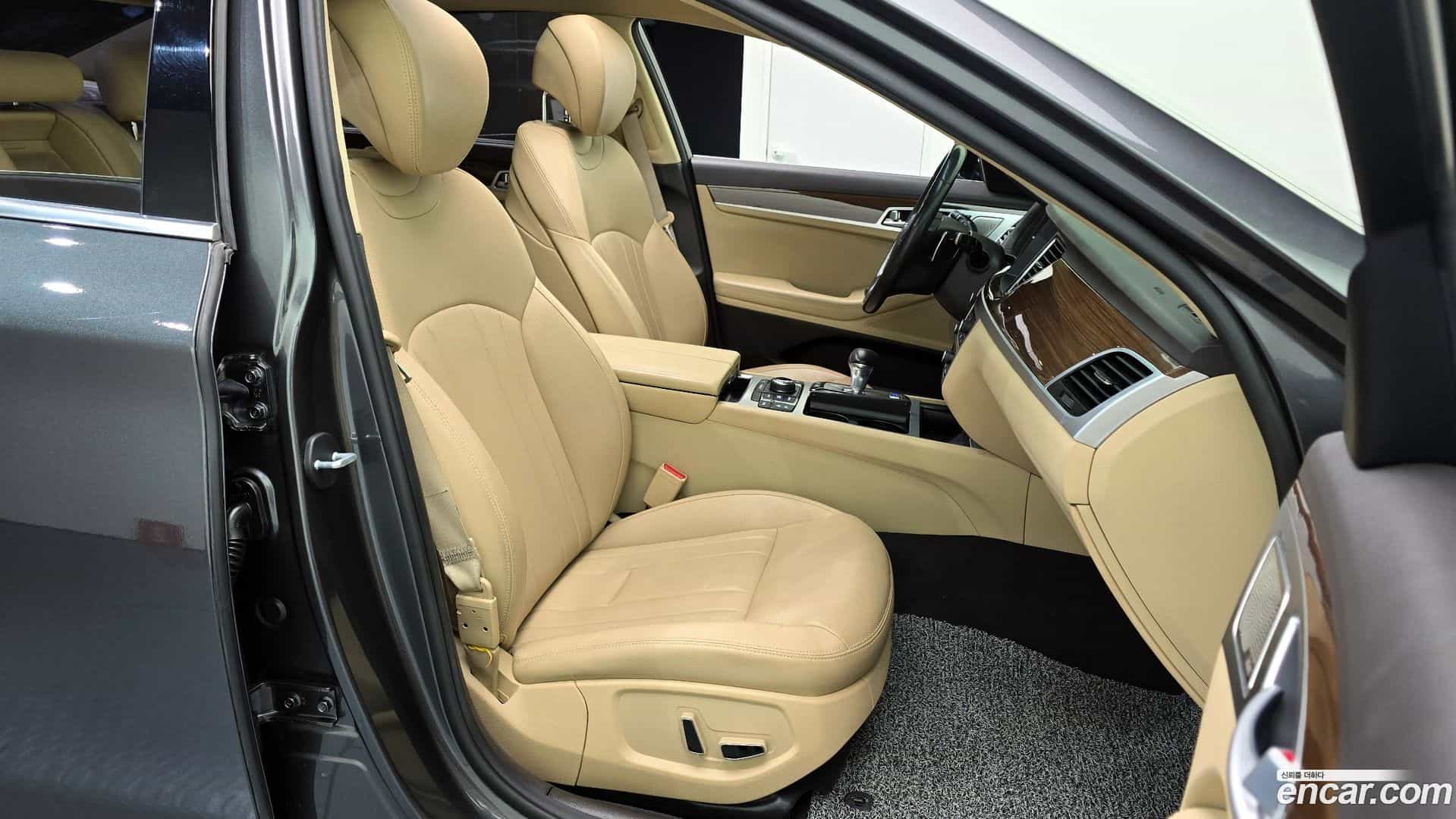 G80 Genesis 2018.6-INNER-010