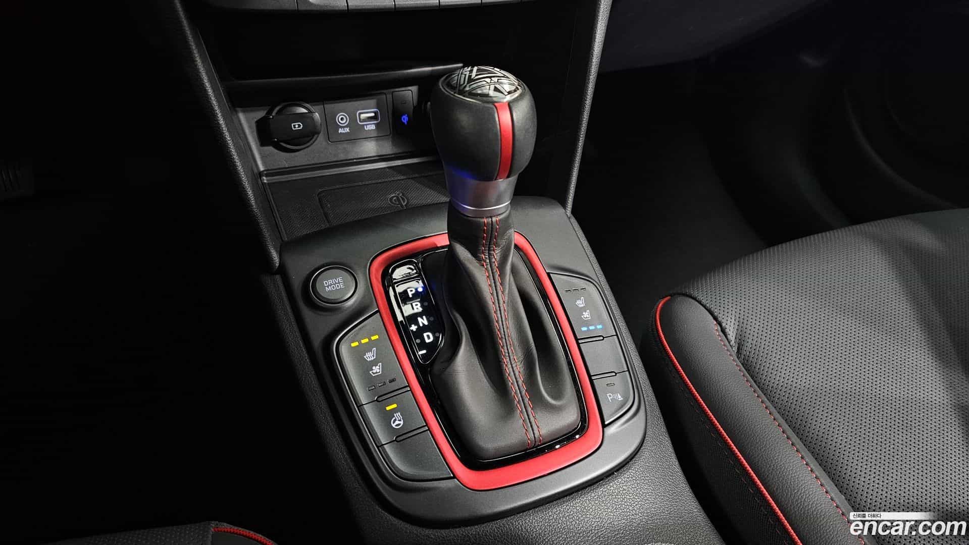 Kona Hyundai 2019.1-INNER-009