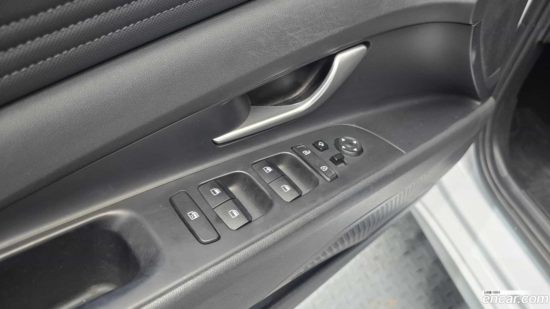 AVANTE Hyundai 2022.10-OPTION-018