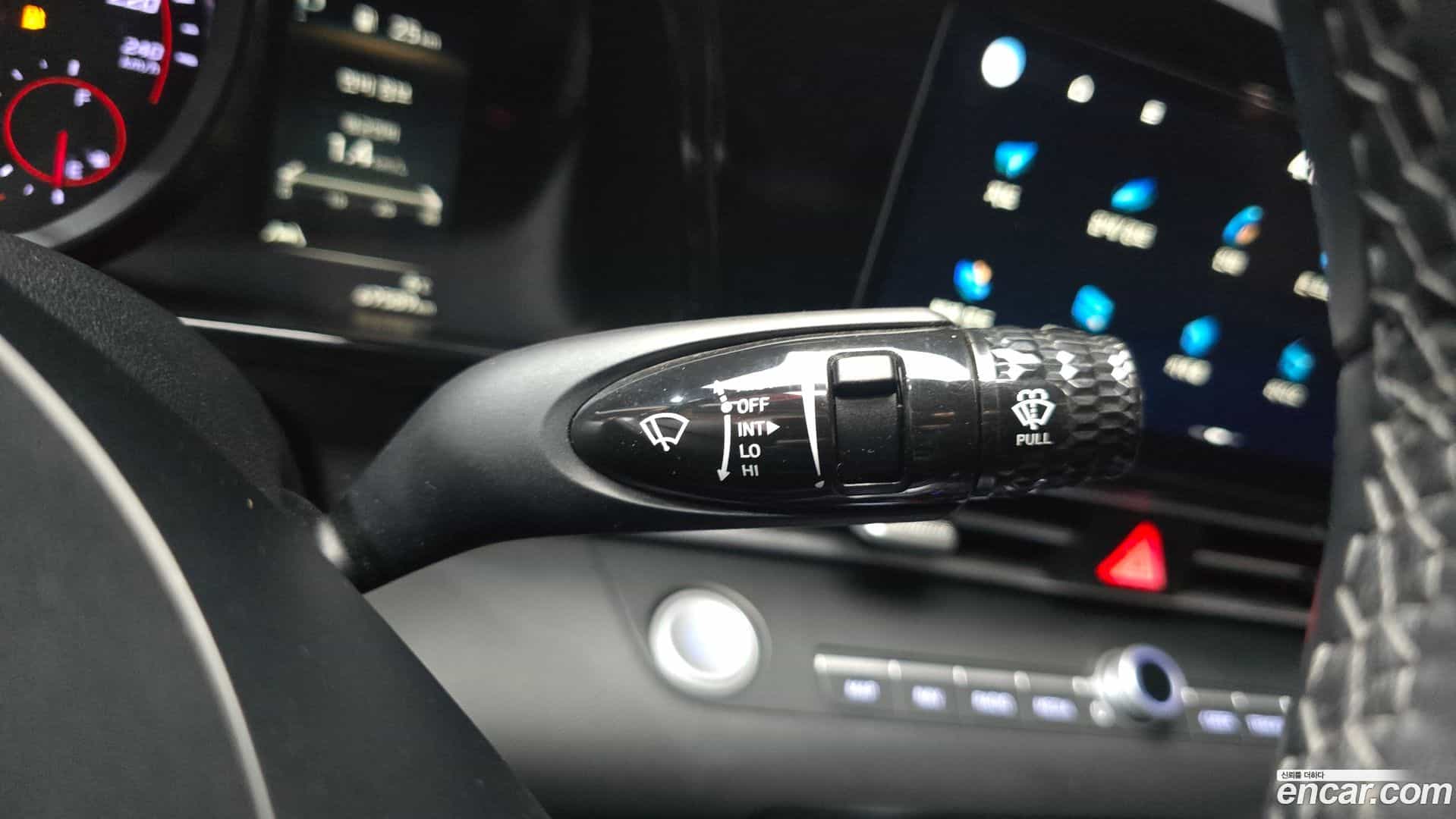 AVANTE Hyundai 2022.10-OPTION-021