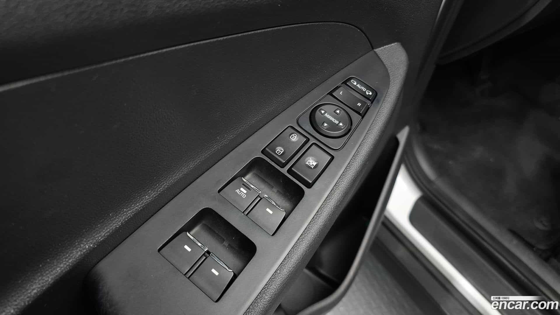 Tucson Hyundai 2015.2-OPTION-017