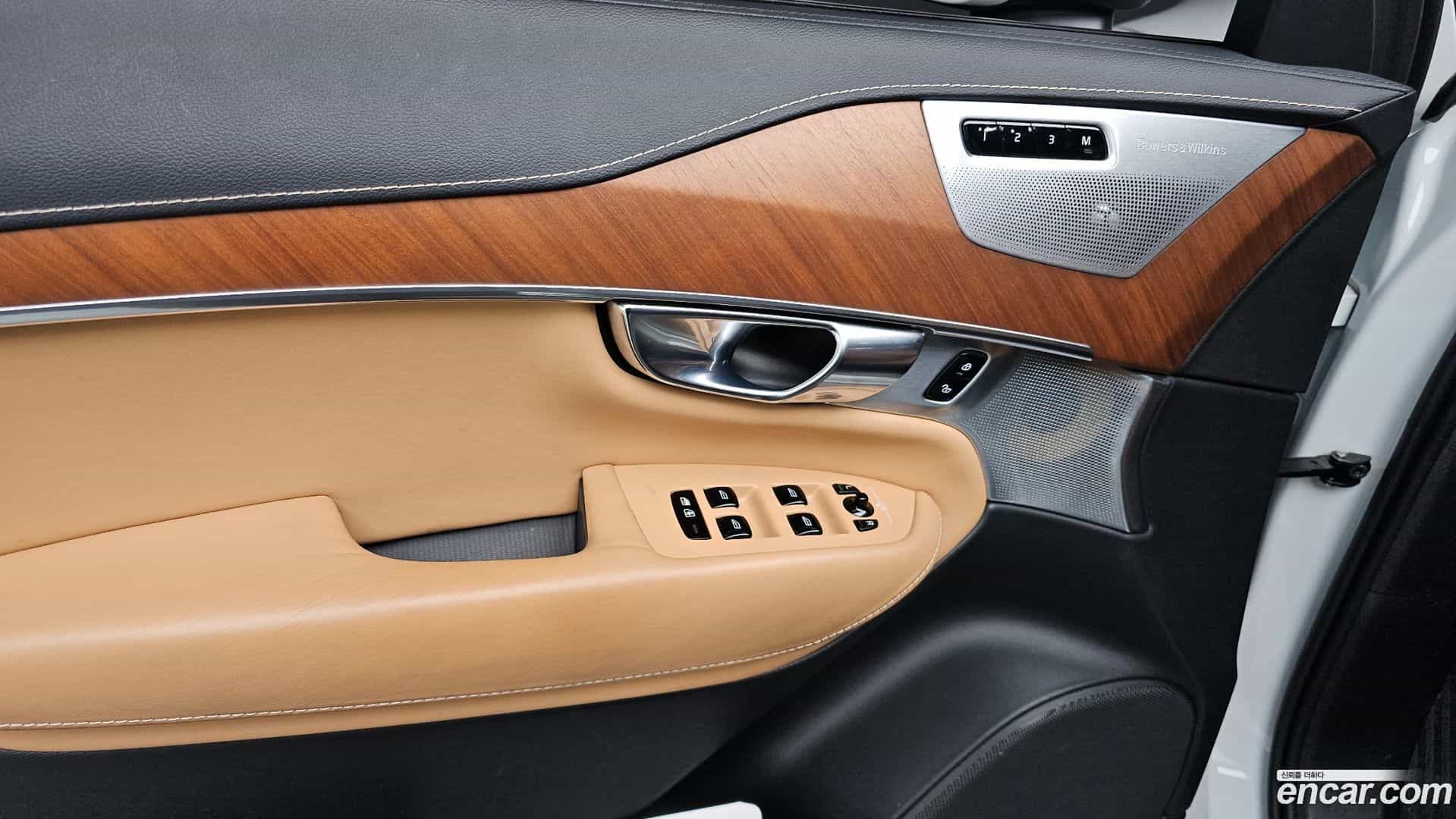 XC90 Volvo 2018.6-OPTION-021