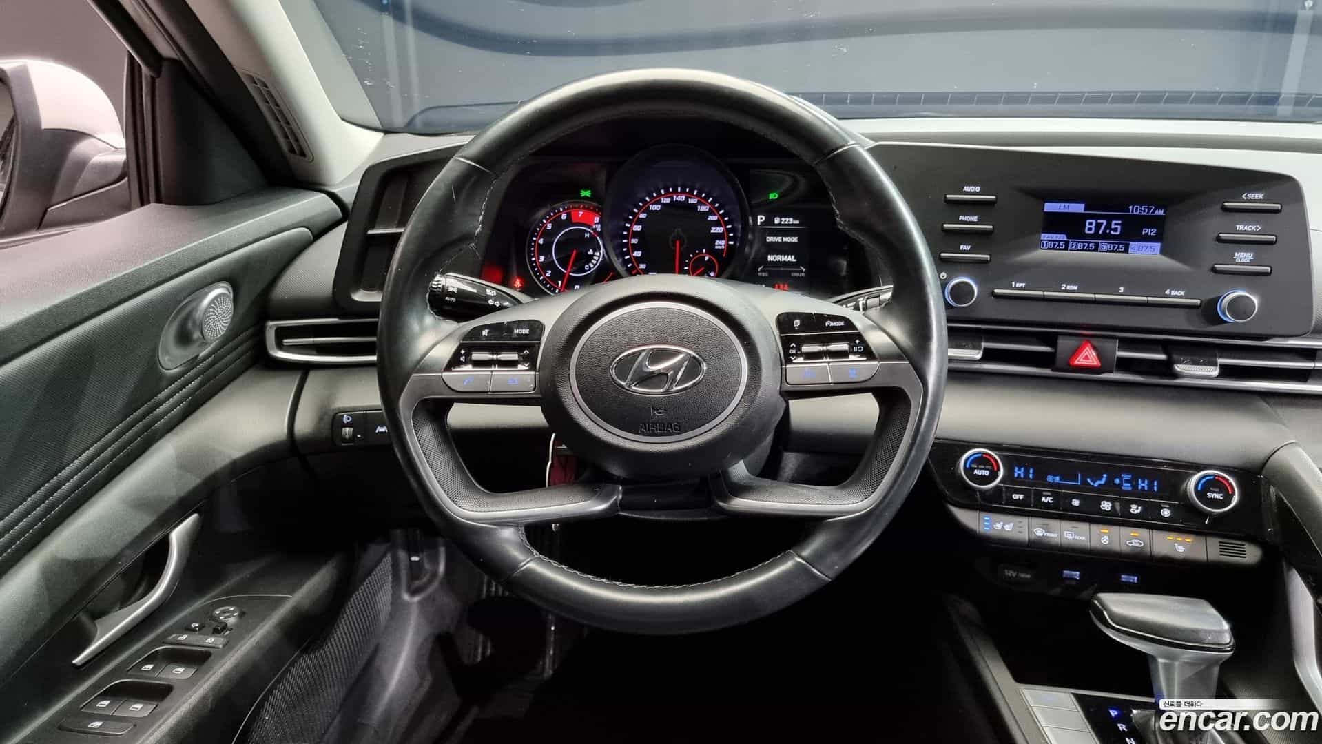 AVANTE Hyundai 2021.4-OPTION-017
