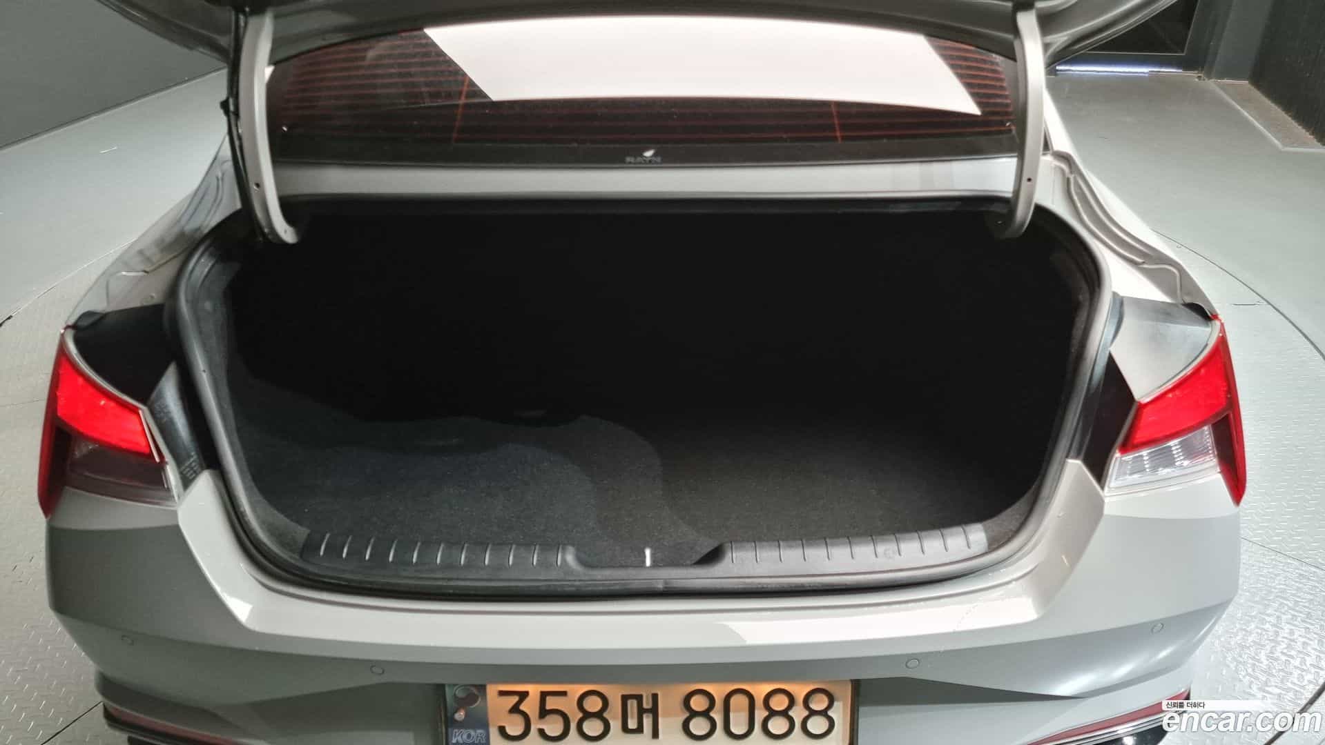 AVANTE Hyundai 2021.4-OPTION-024