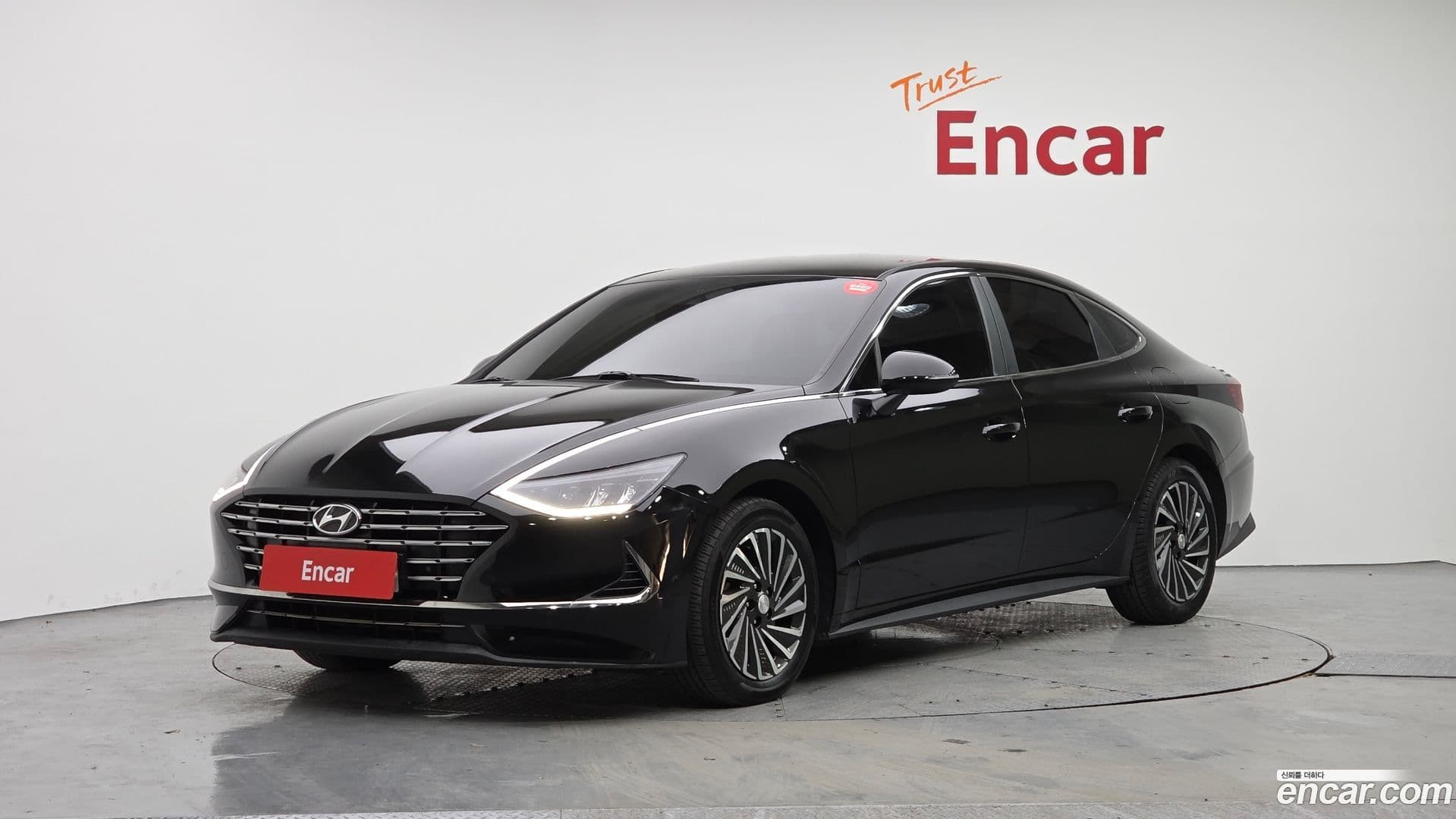Main__Slider__Photo:Sonata Hyundai 2021.8-0