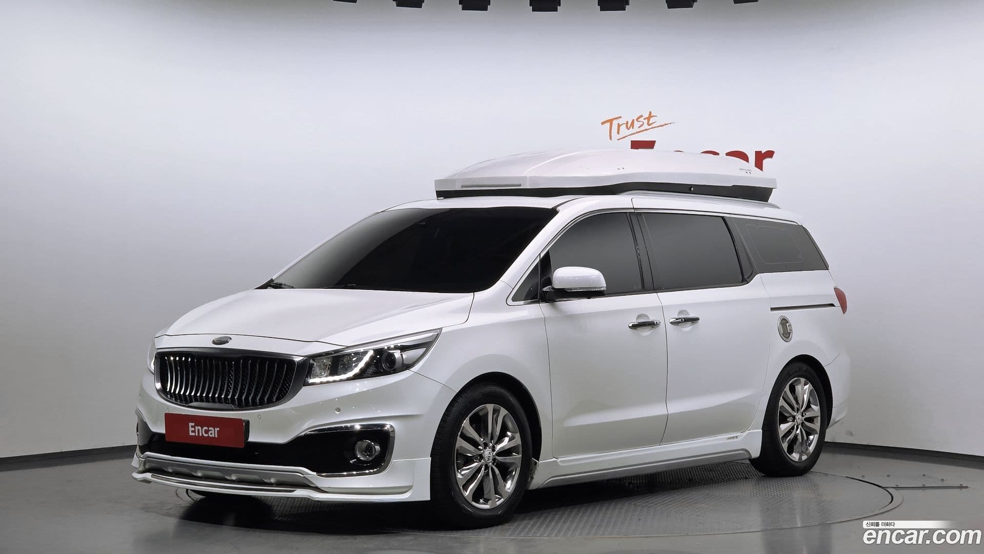 Main__Slider__Photo:Canival Kia 2016.7-0